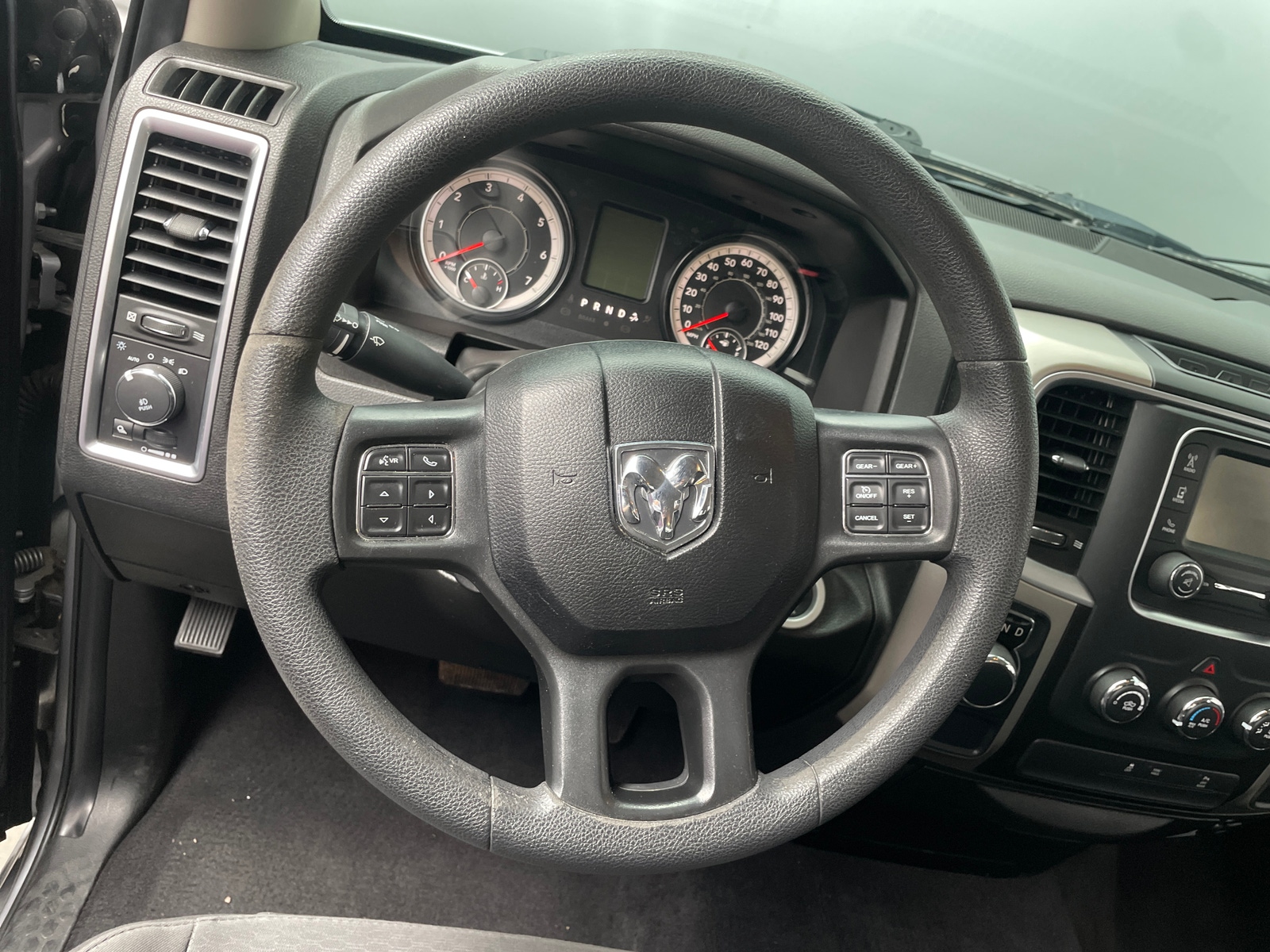 Thumbnail: 2019 RAM 1500 Classic - 5