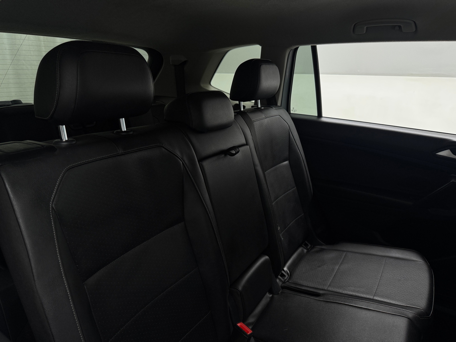 Thumbnail: 2019 Volkswagen Tiguan - 6