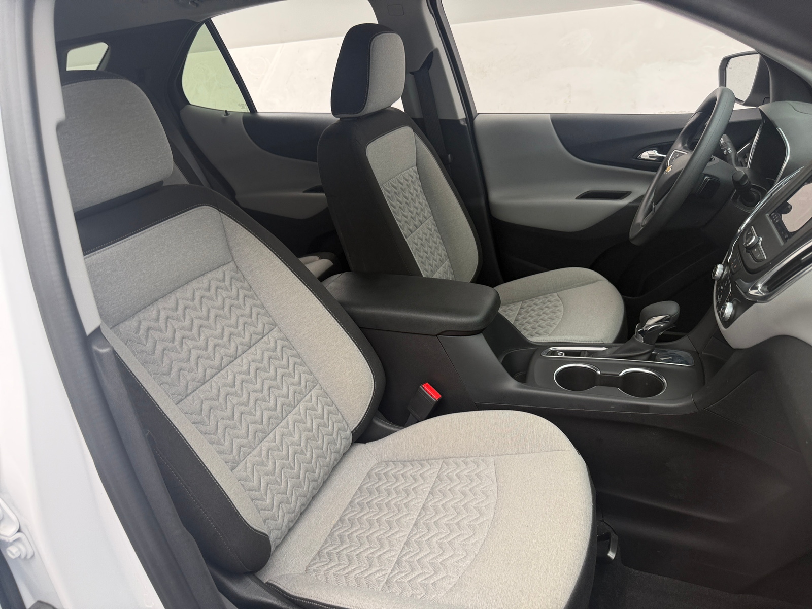 Thumbnail: 2024 Chevrolet Equinox - 2