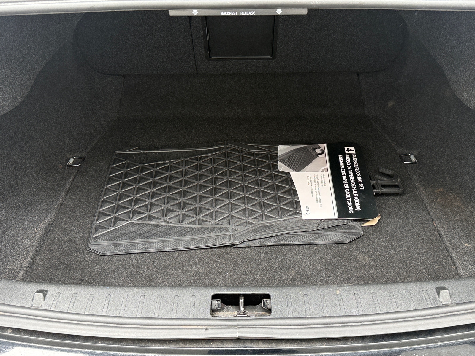 Thumbnail: 2013 Volvo S60 - 7