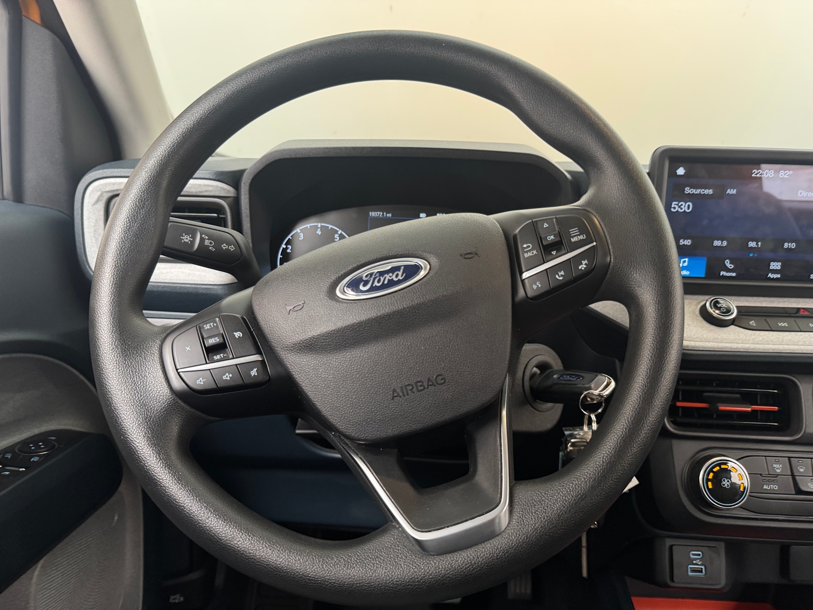 Thumbnail: 2022 Ford Maverick - 5