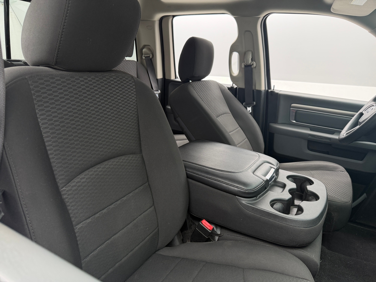 Thumbnail: 2019 RAM 1500 Classic - 2