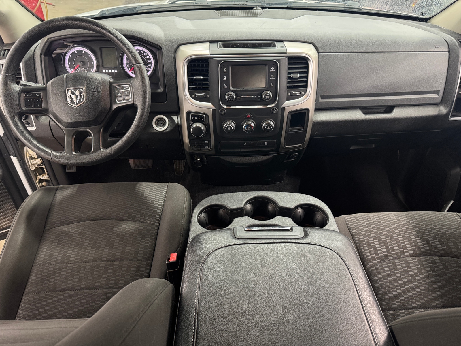 Thumbnail: 2019 RAM 1500 Classic - 3