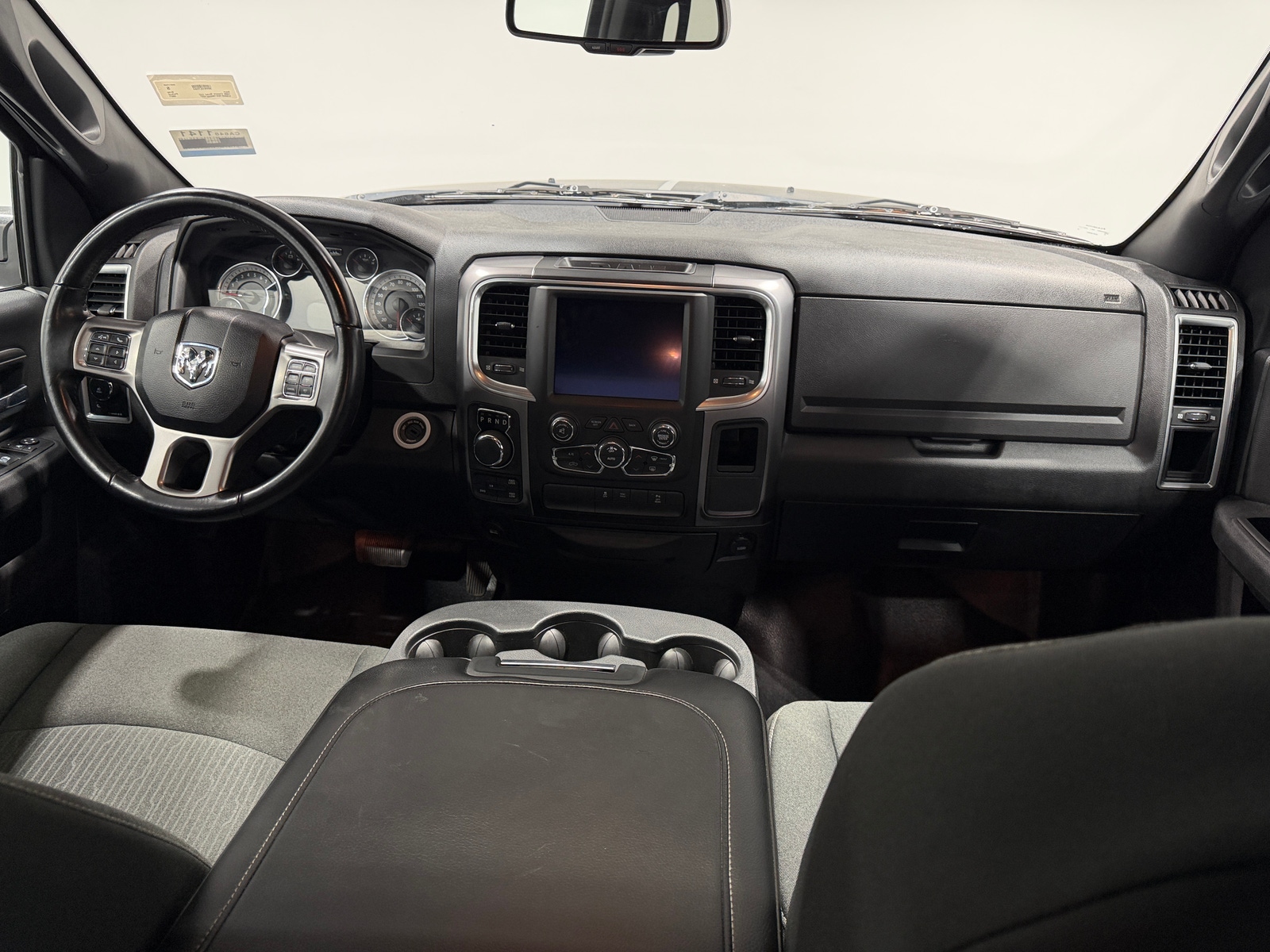 Thumbnail: 2021 RAM 1500 Classic - 3