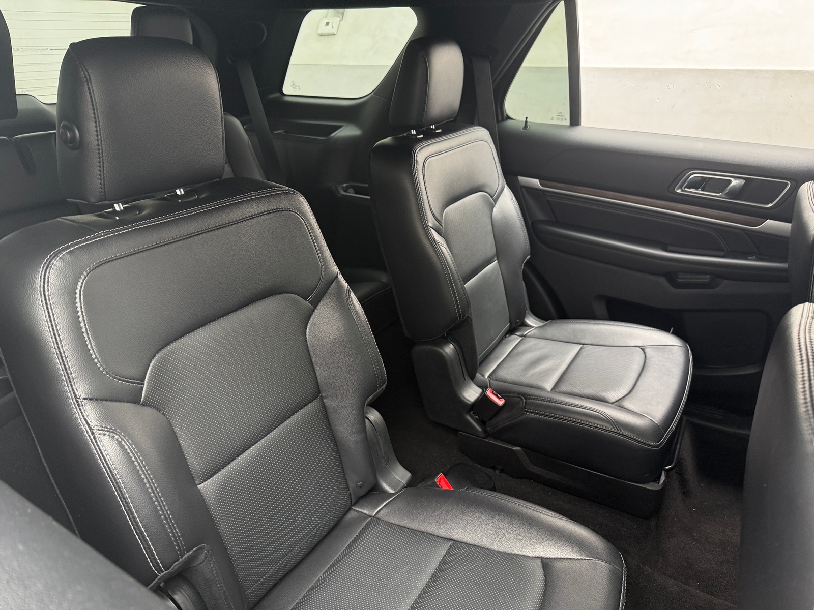 Thumbnail: 2019 Ford Explorer - 5