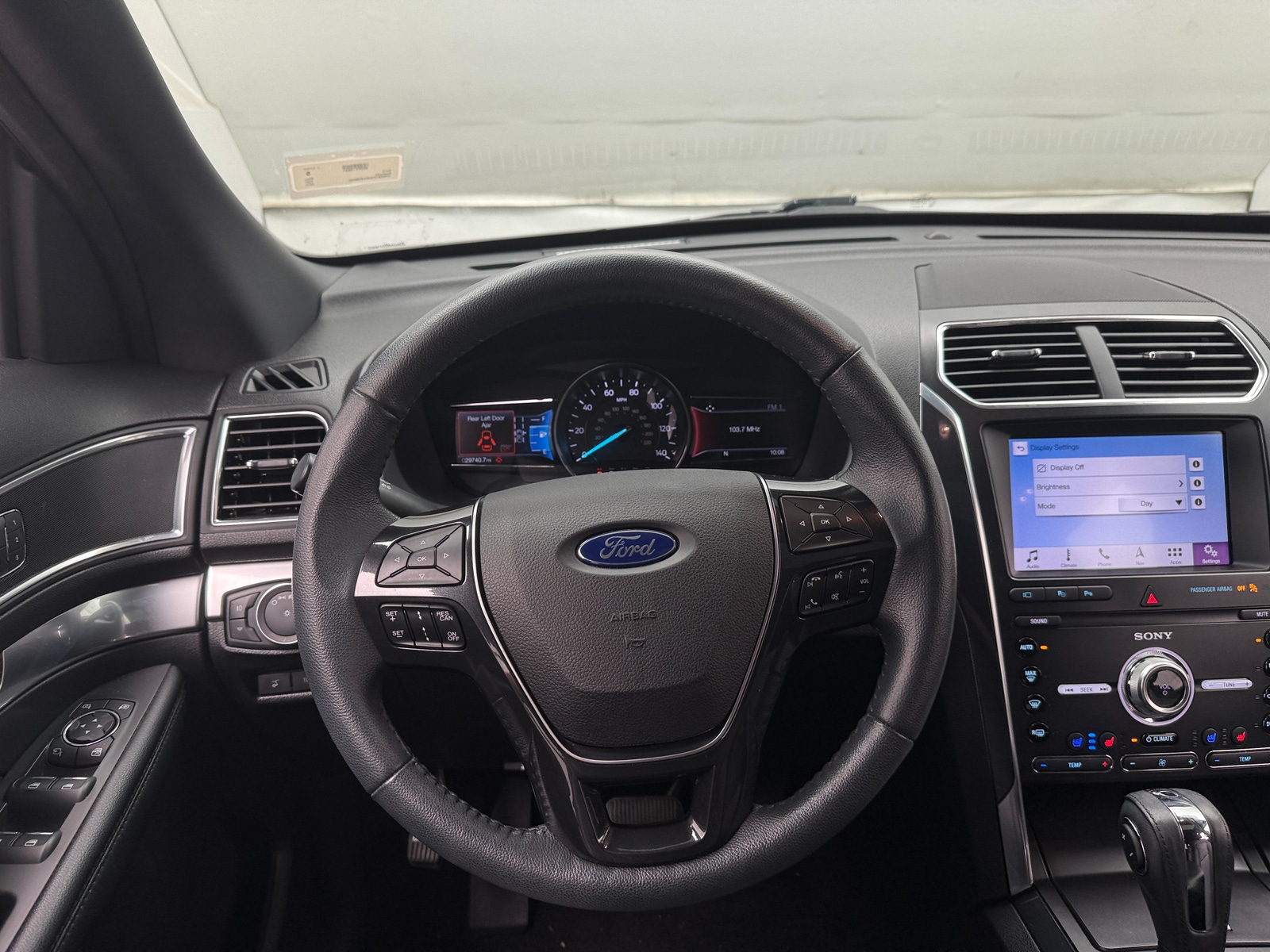 Thumbnail: 2019 Ford Explorer - 4