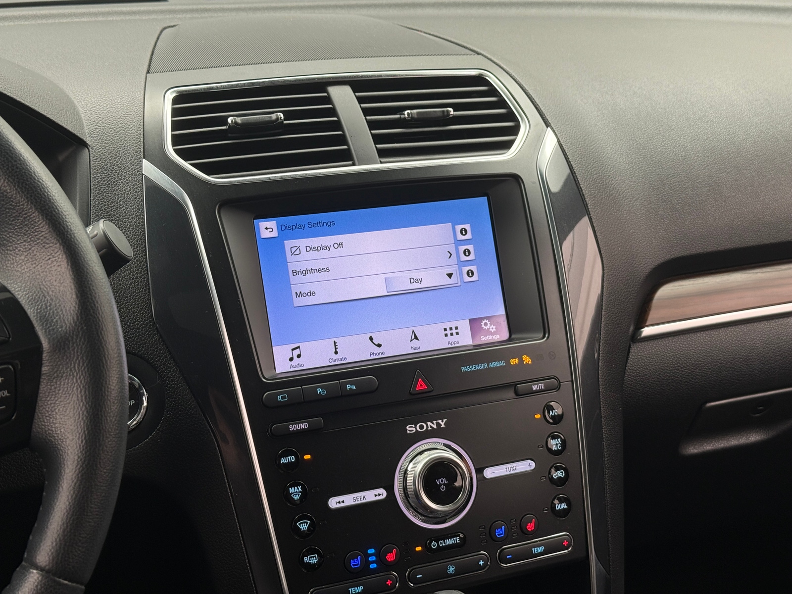 Thumbnail: 2019 Ford Explorer - 3