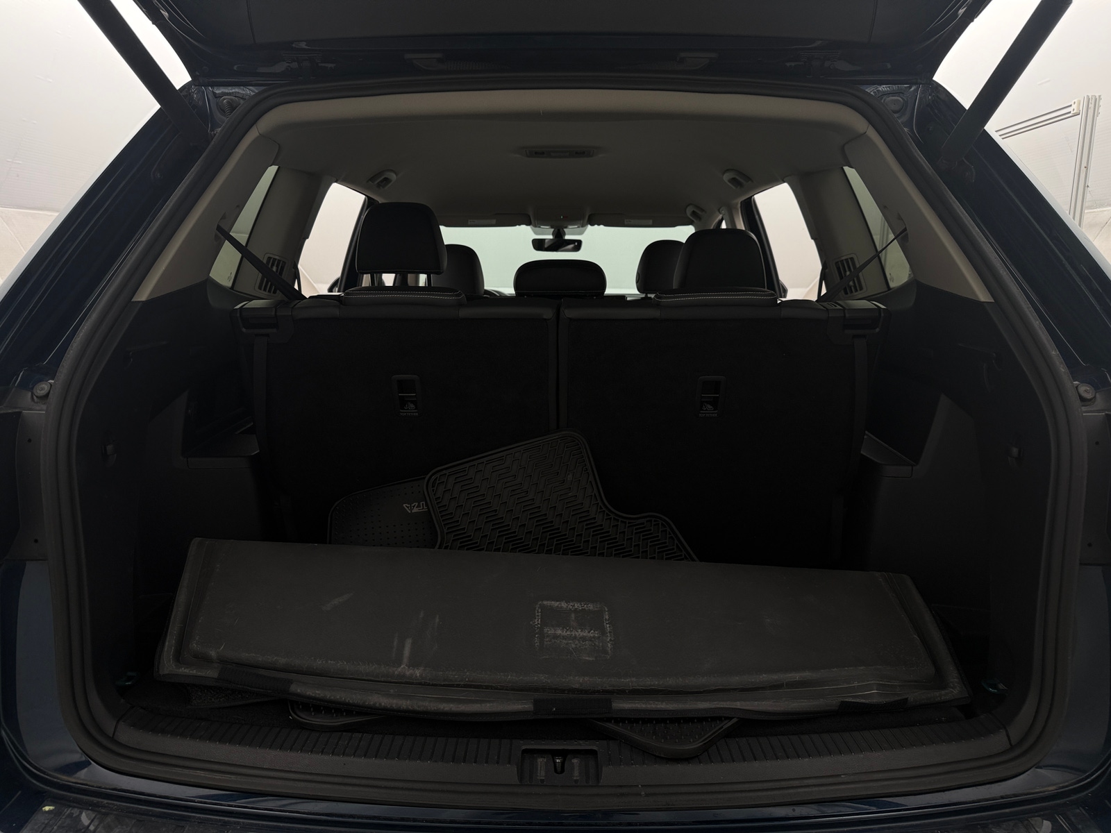 Thumbnail: 2022 Volkswagen Atlas - 7