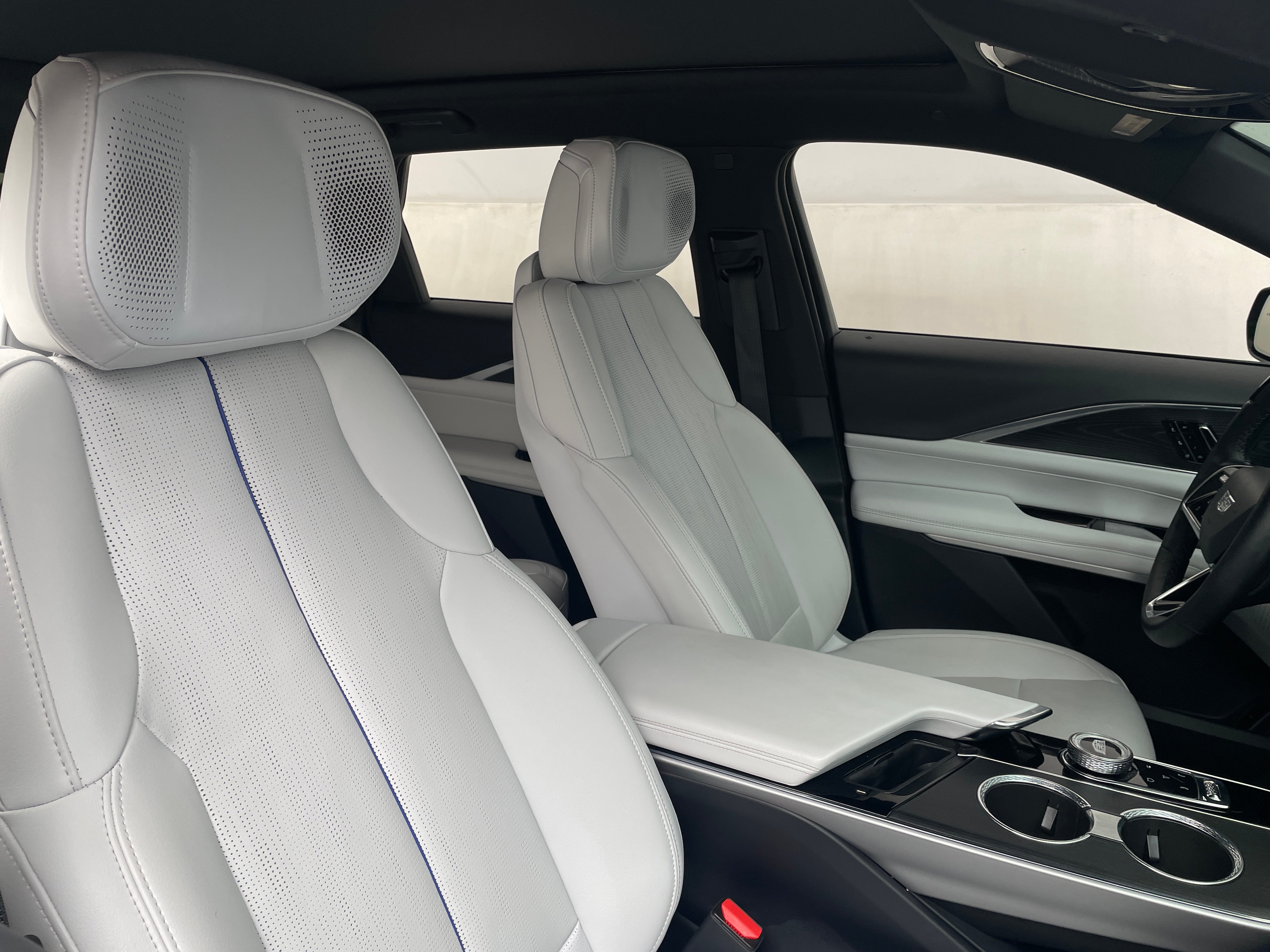 2024 Cadillac LYRIQ