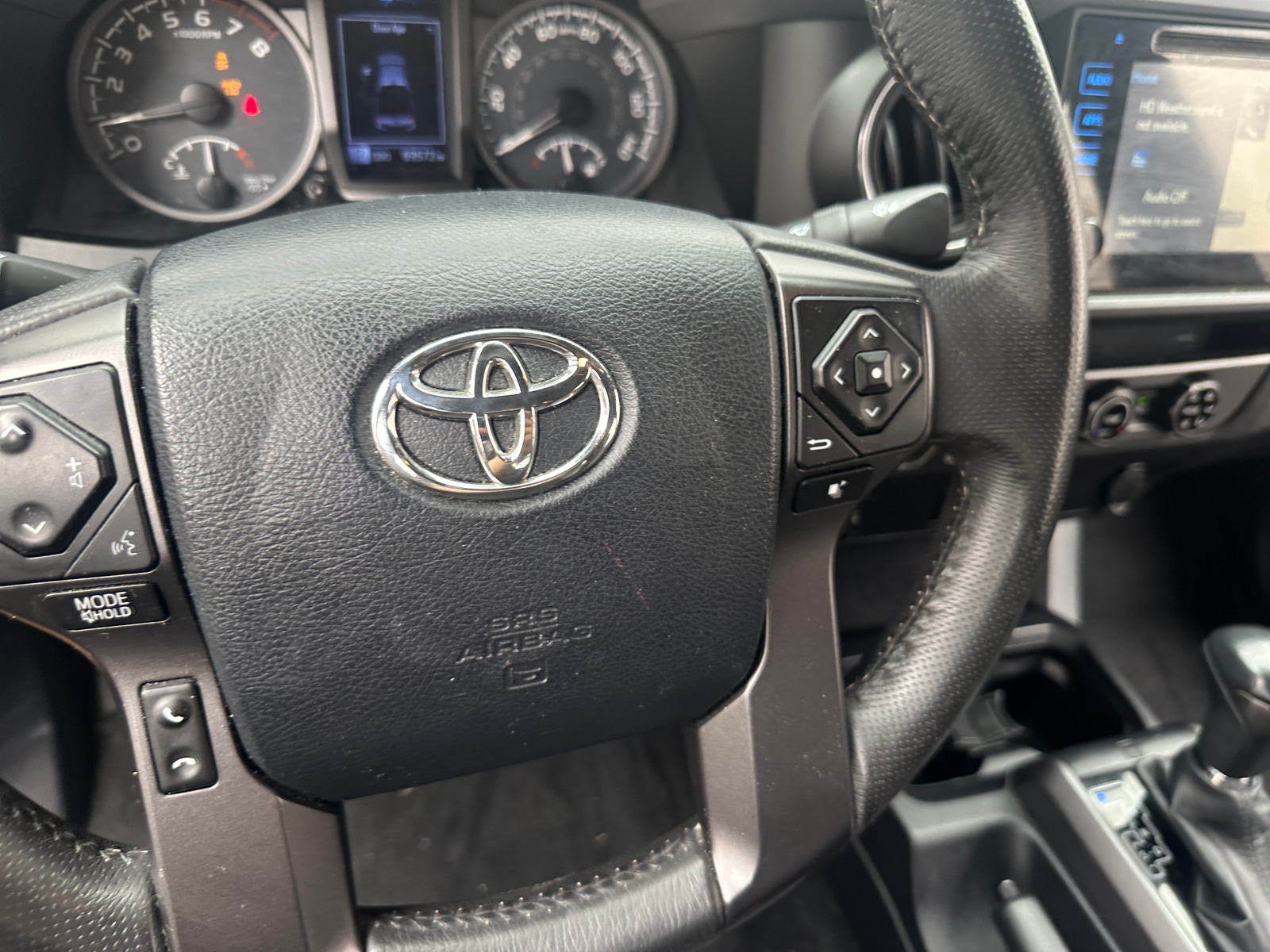 Thumbnail: 2017 Toyota Tacoma - 5