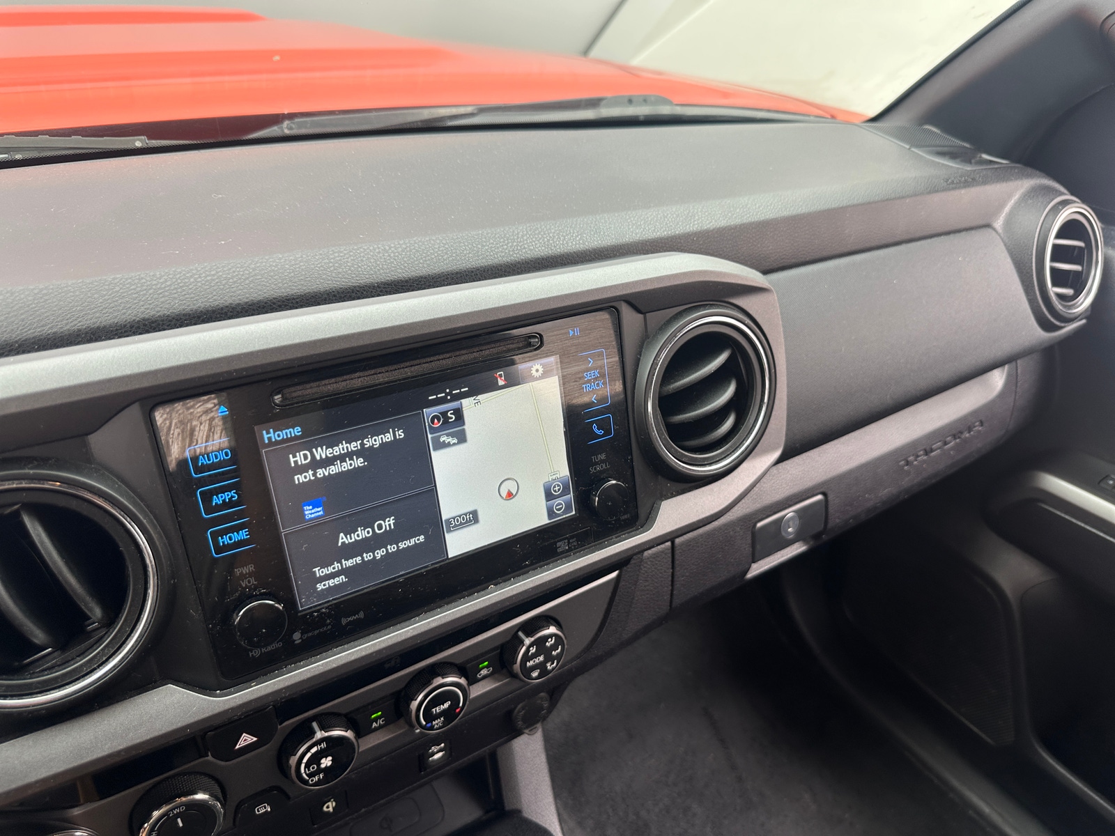 Thumbnail: 2017 Toyota Tacoma - 4