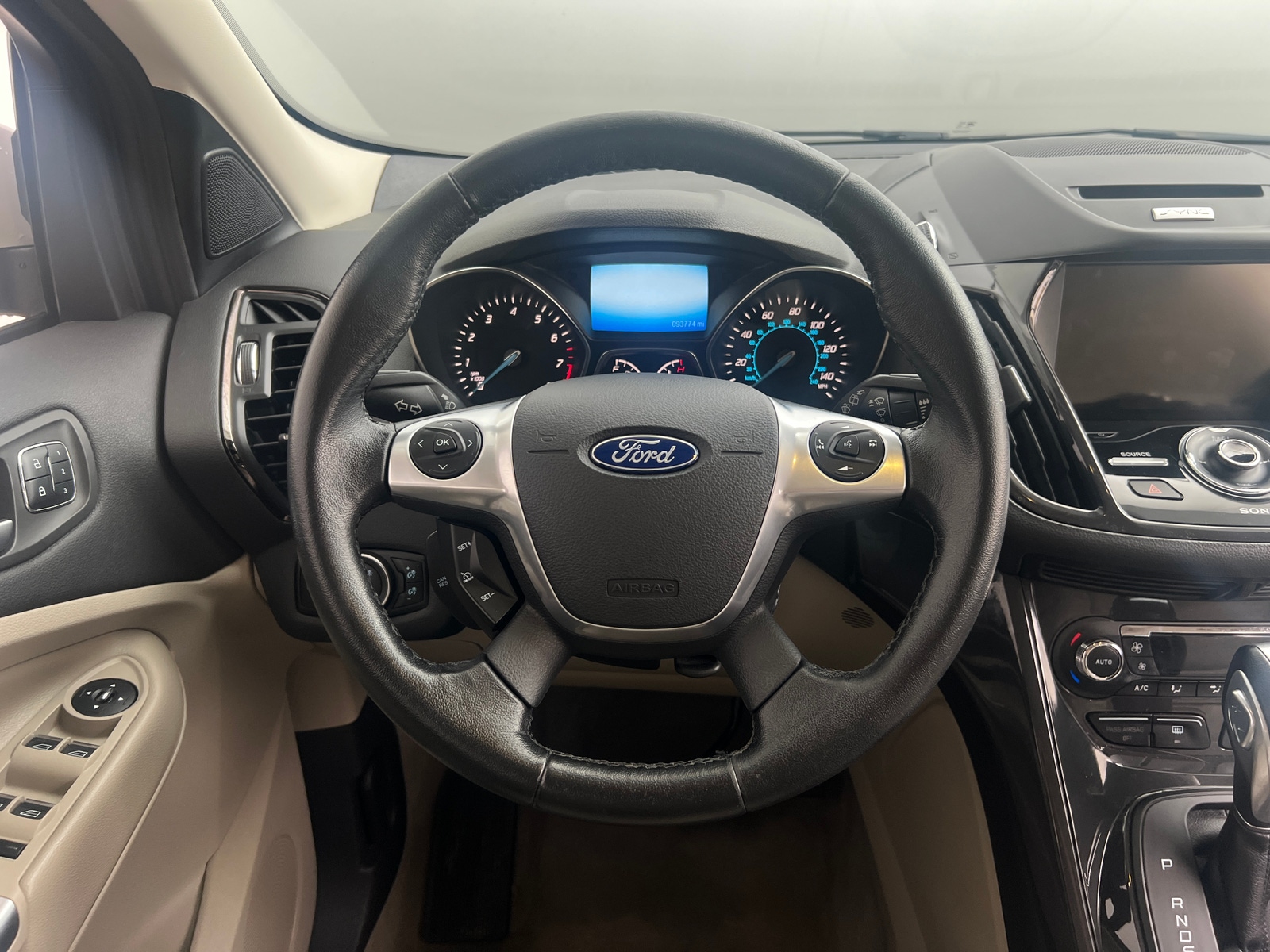 Thumbnail: 2015 Ford Escape - 4
