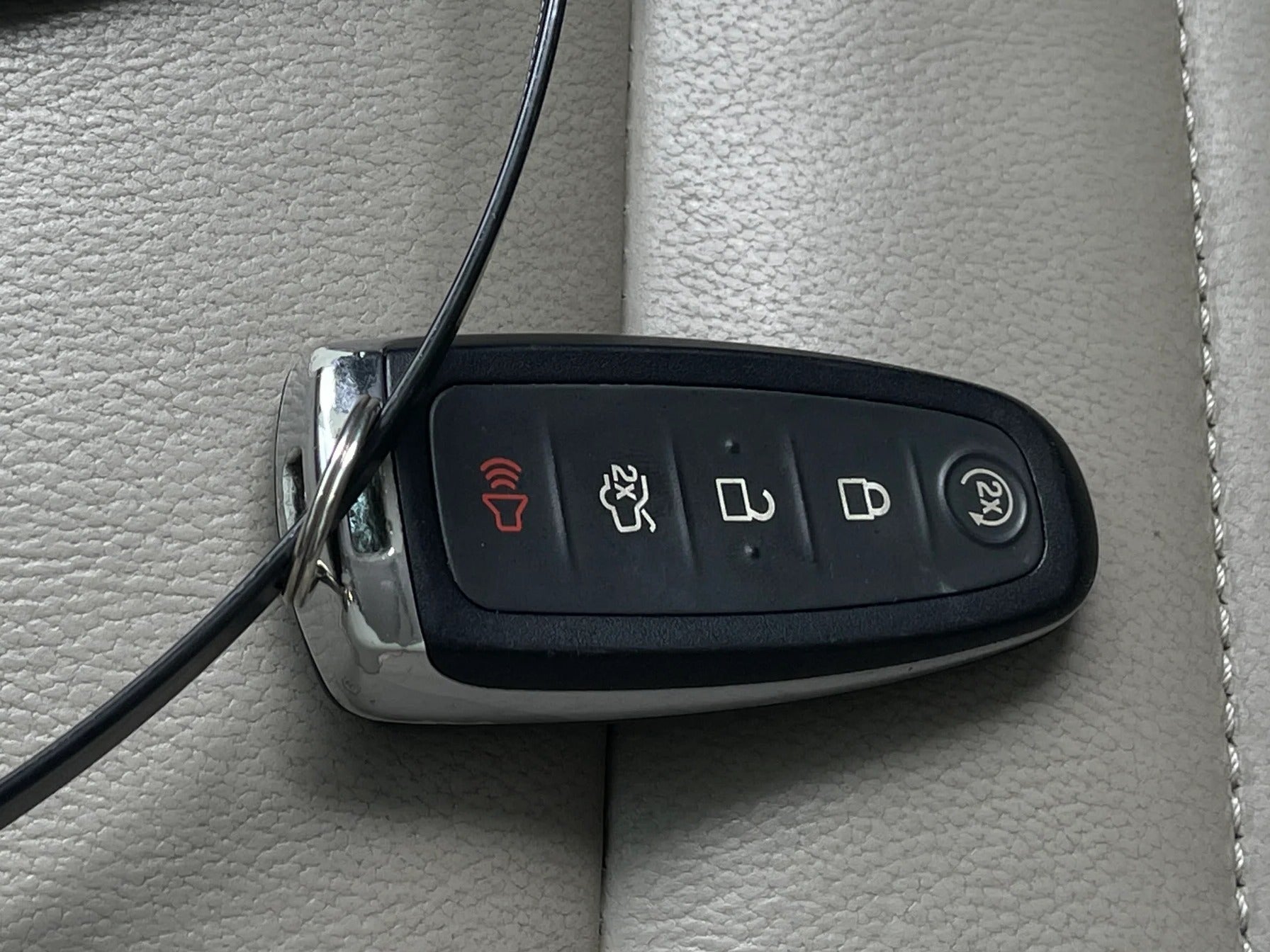 2015 Ford Escape Titanium - Photo 19