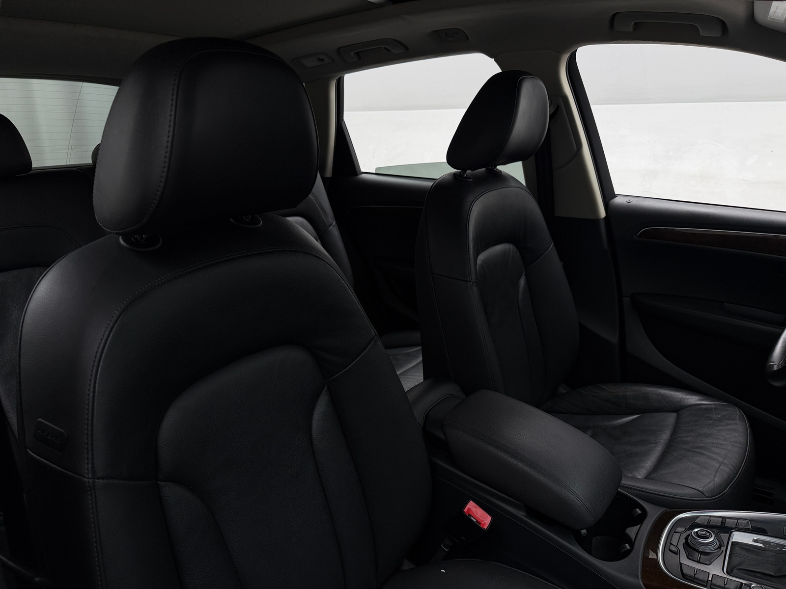 Thumbnail: 2011 Audi Q5 - 2