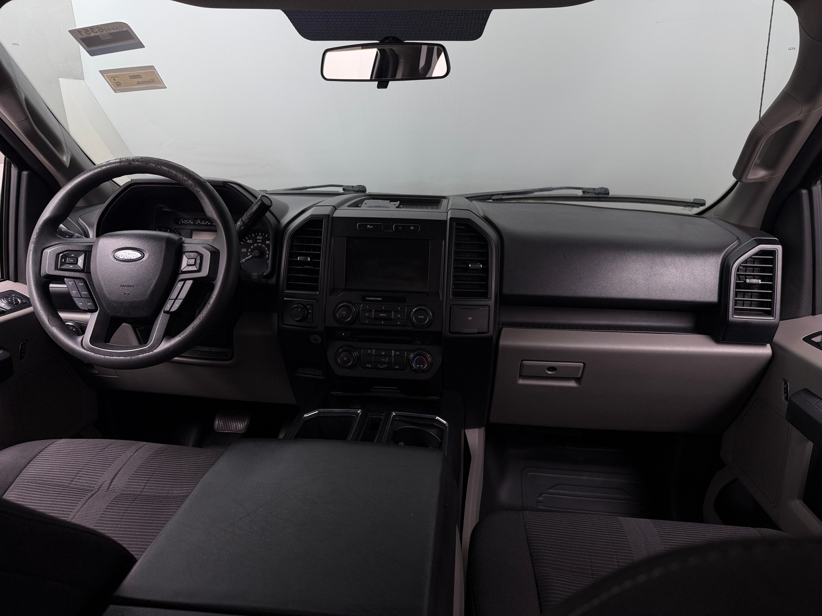 Thumbnail: 2018 Ford Econoline - 3