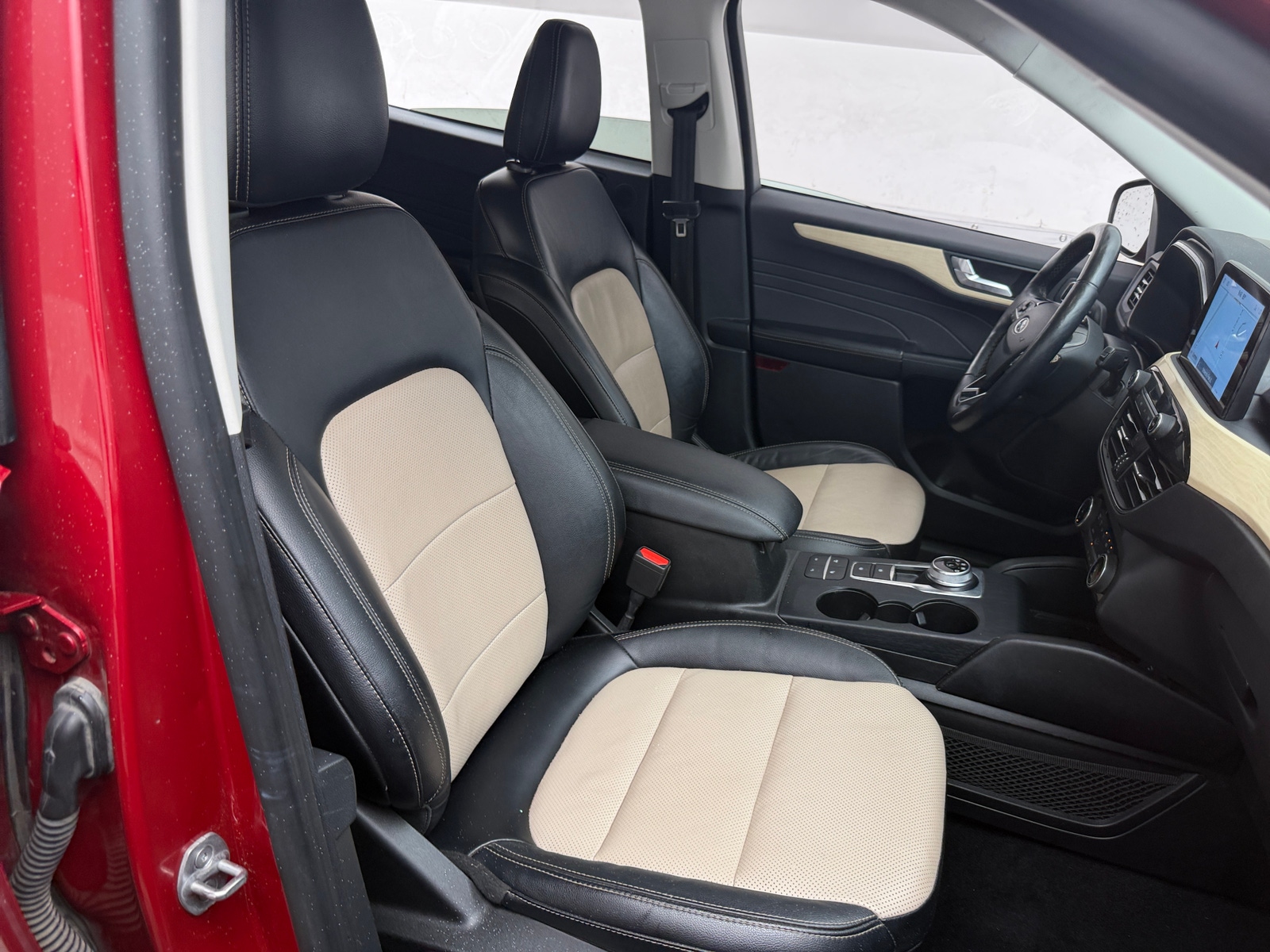 Thumbnail: 2022 Ford Escape - 2