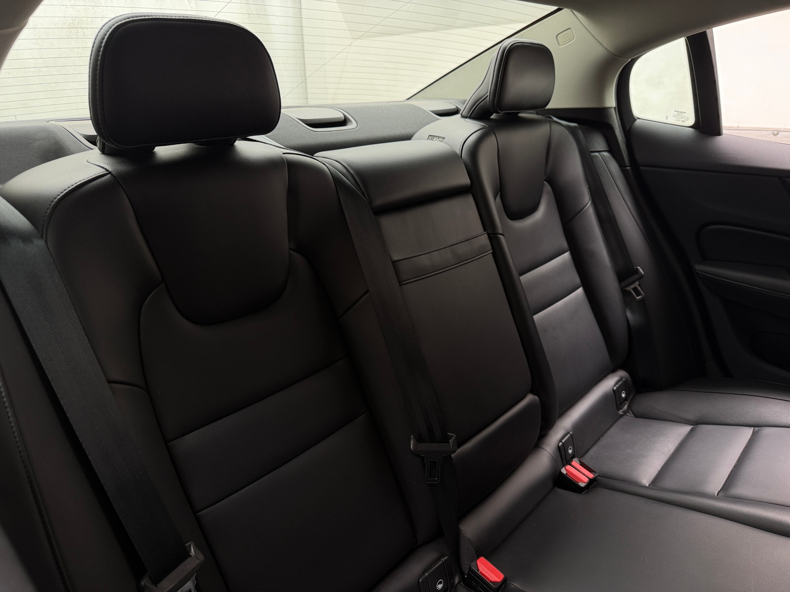 Thumbnail: 2024 Volvo S60 - 5
