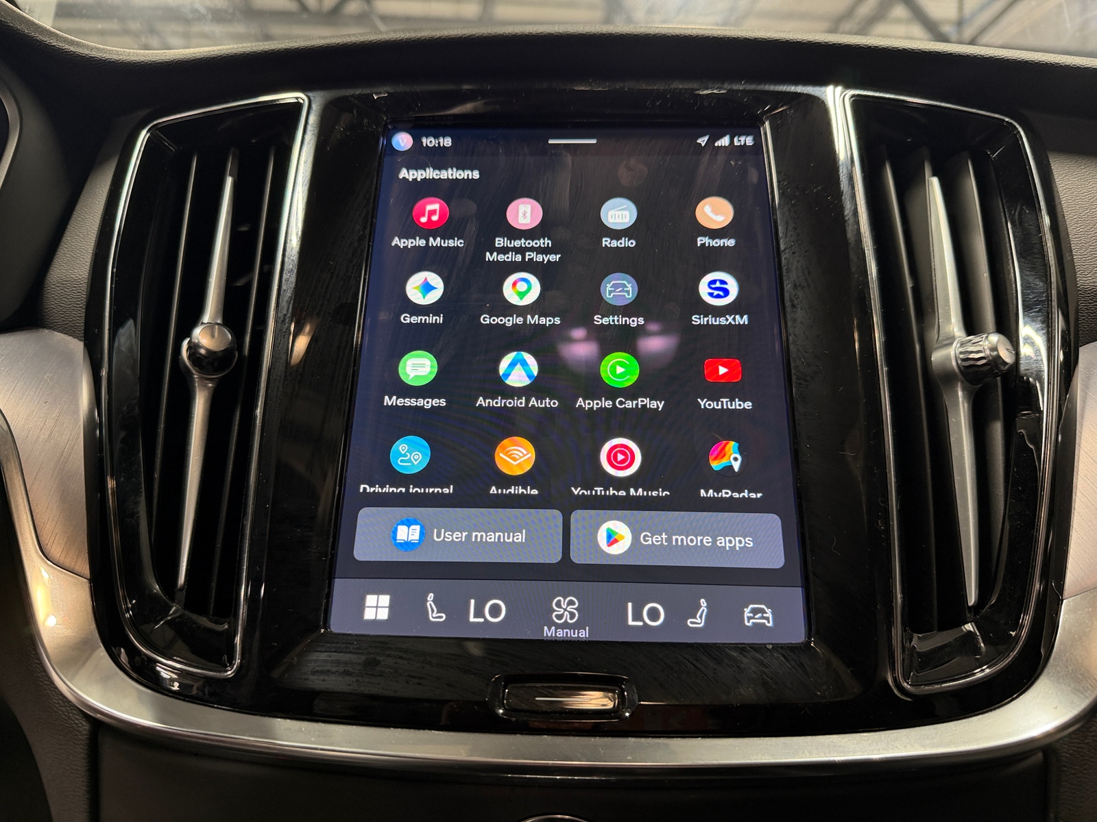 Thumbnail: 2024 Volvo S60 - 3