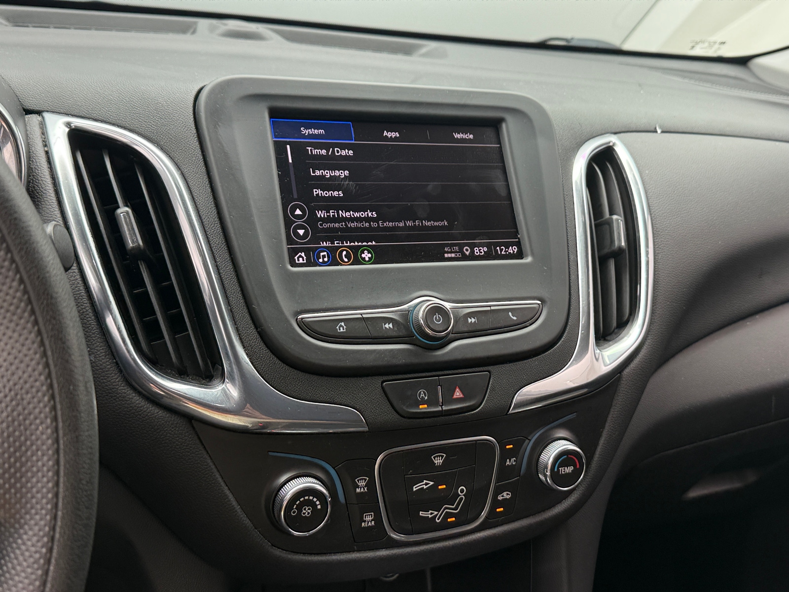 Thumbnail: 2023 Chevrolet Equinox - 4