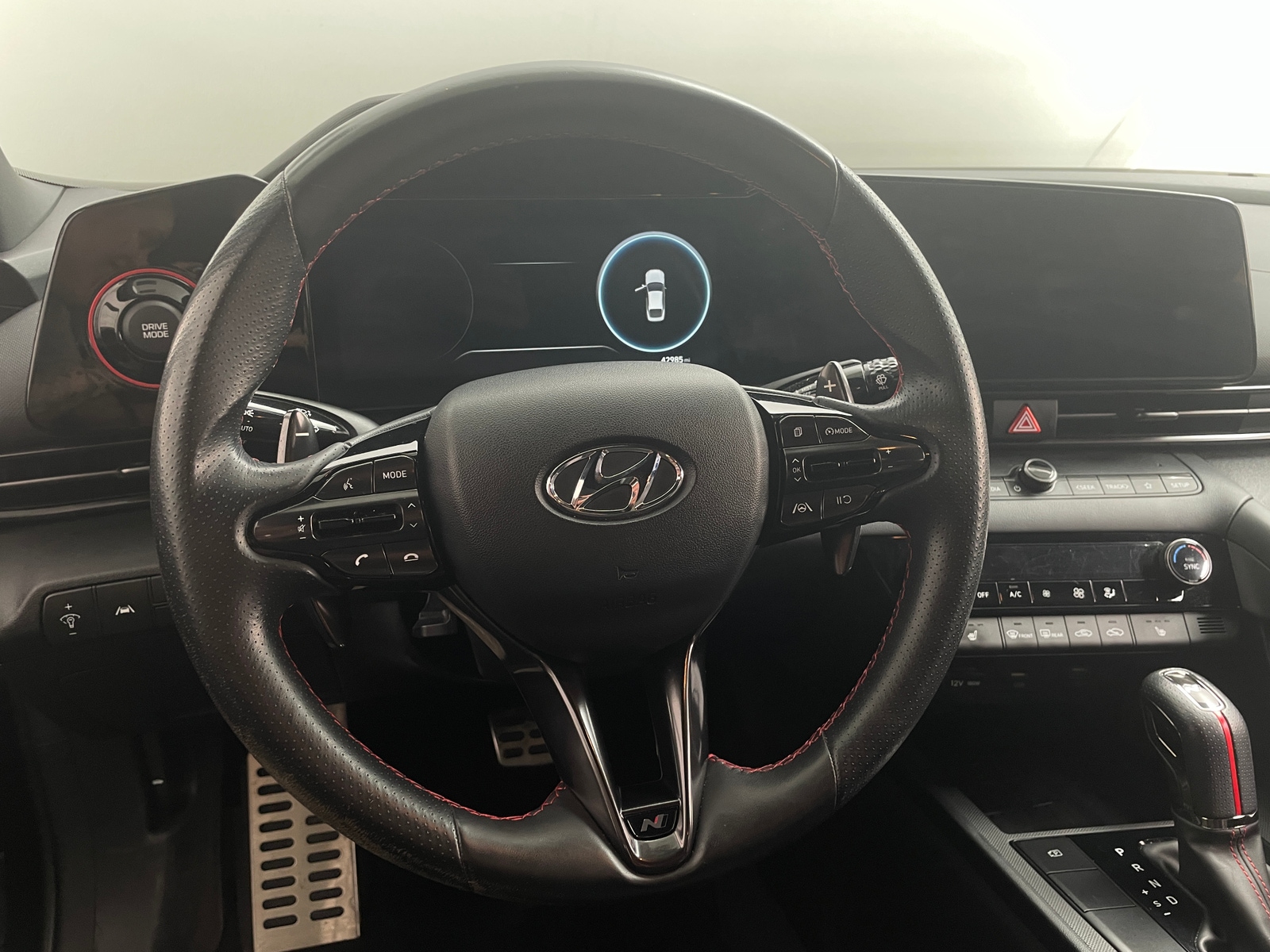 Thumbnail: 2023 Hyundai Elantra - 5