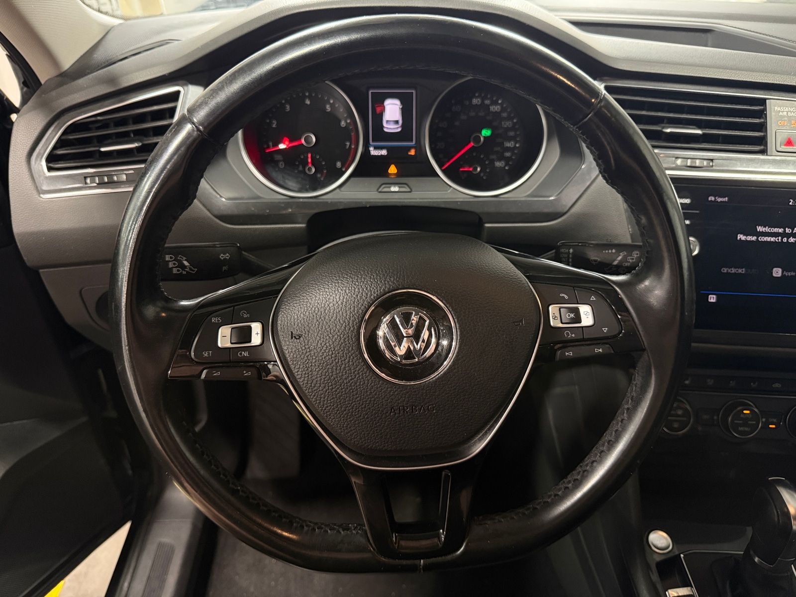 Thumbnail: 2018 Volkswagen Tiguan - 5