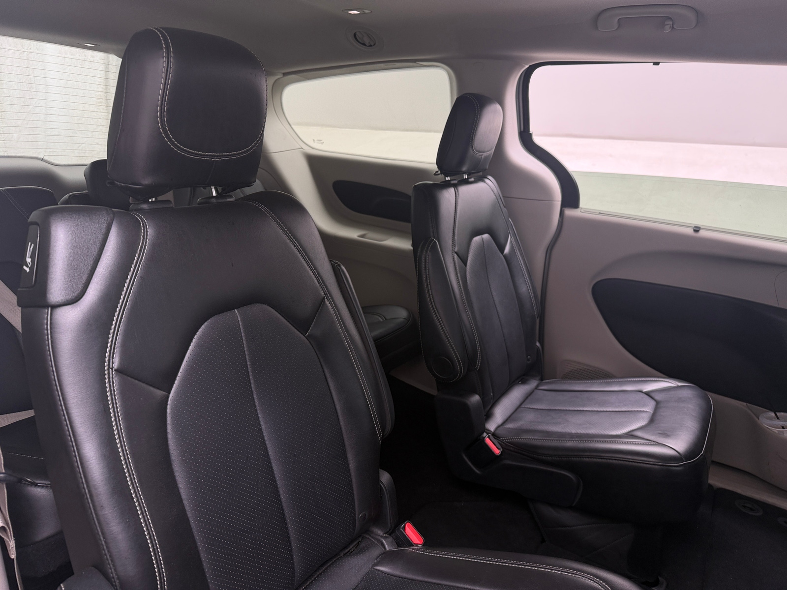 Thumbnail: 2024 Chrysler Pacifica - 5