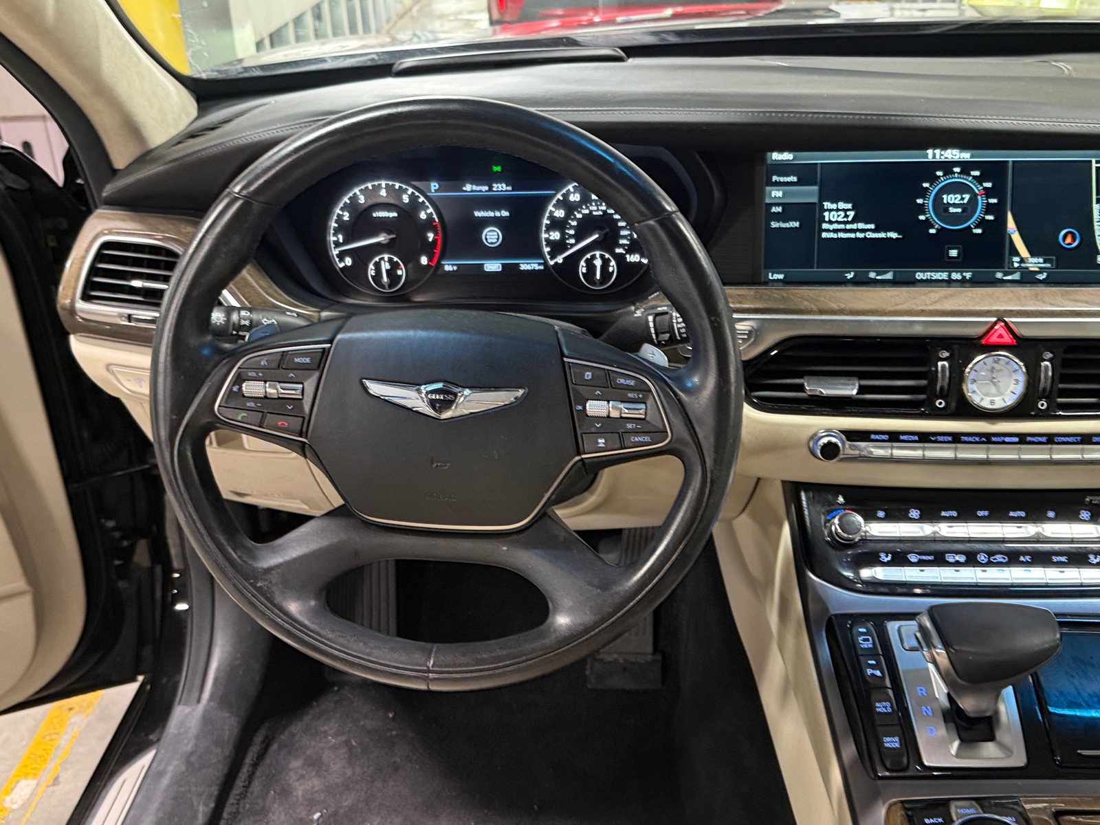 Thumbnail: 2019 Genesis G90 - 4
