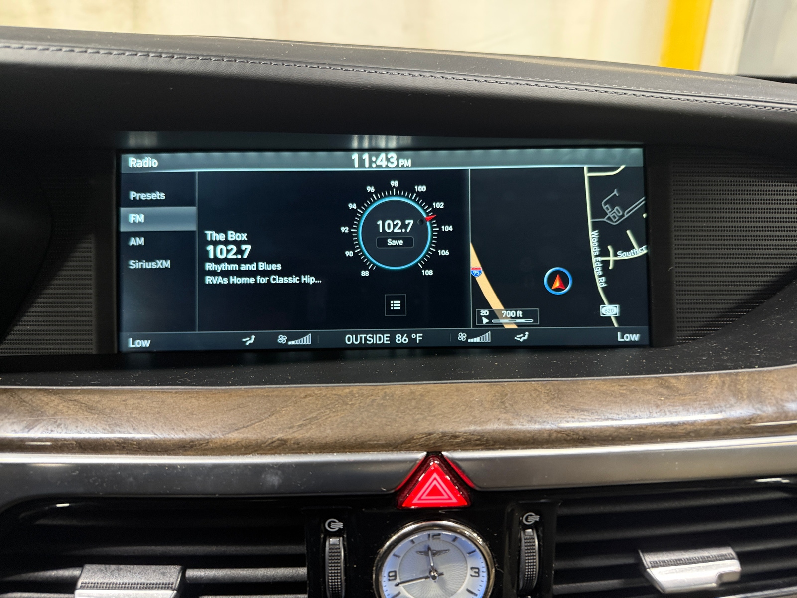 Thumbnail: 2019 Genesis G90 - 3