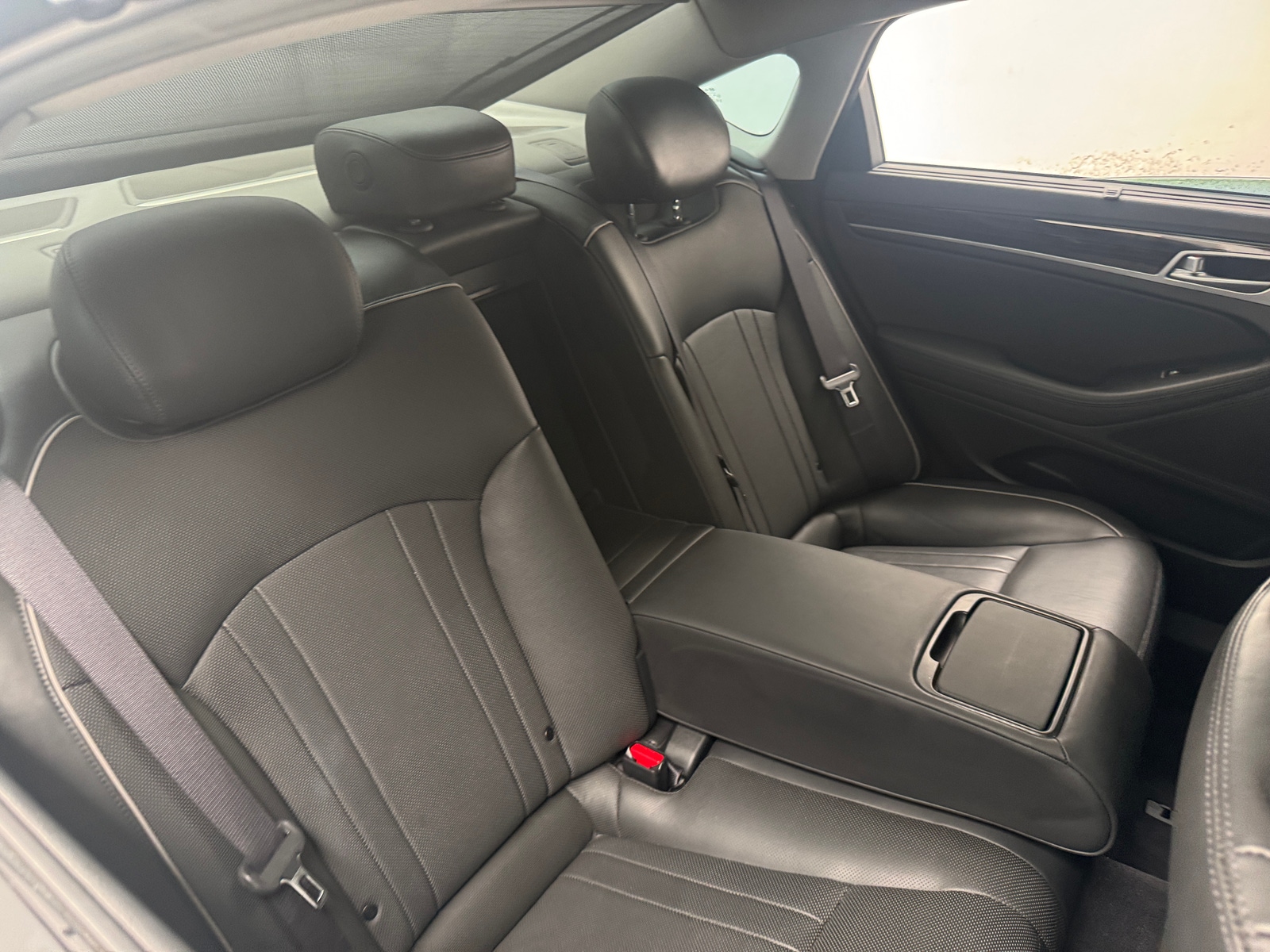 Thumbnail: 2016 Hyundai Genesis - 5