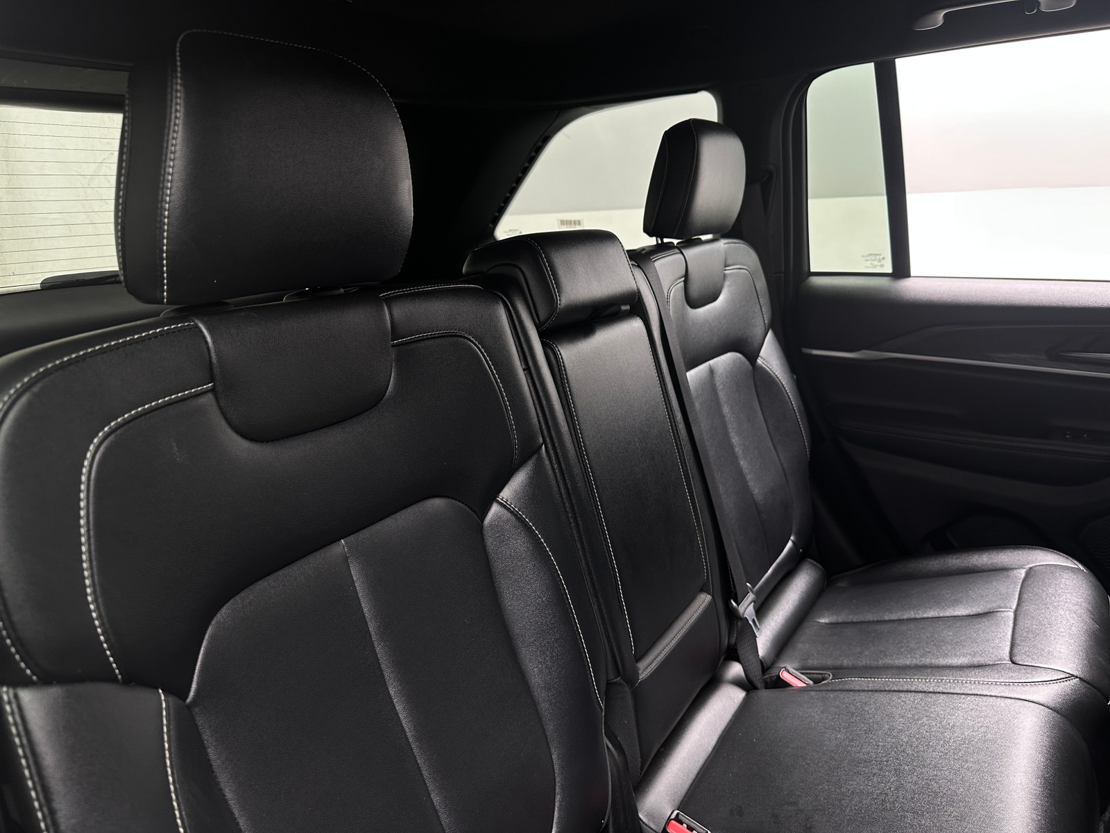 Thumbnail: 2024 Jeep Grand Cherokee - 5