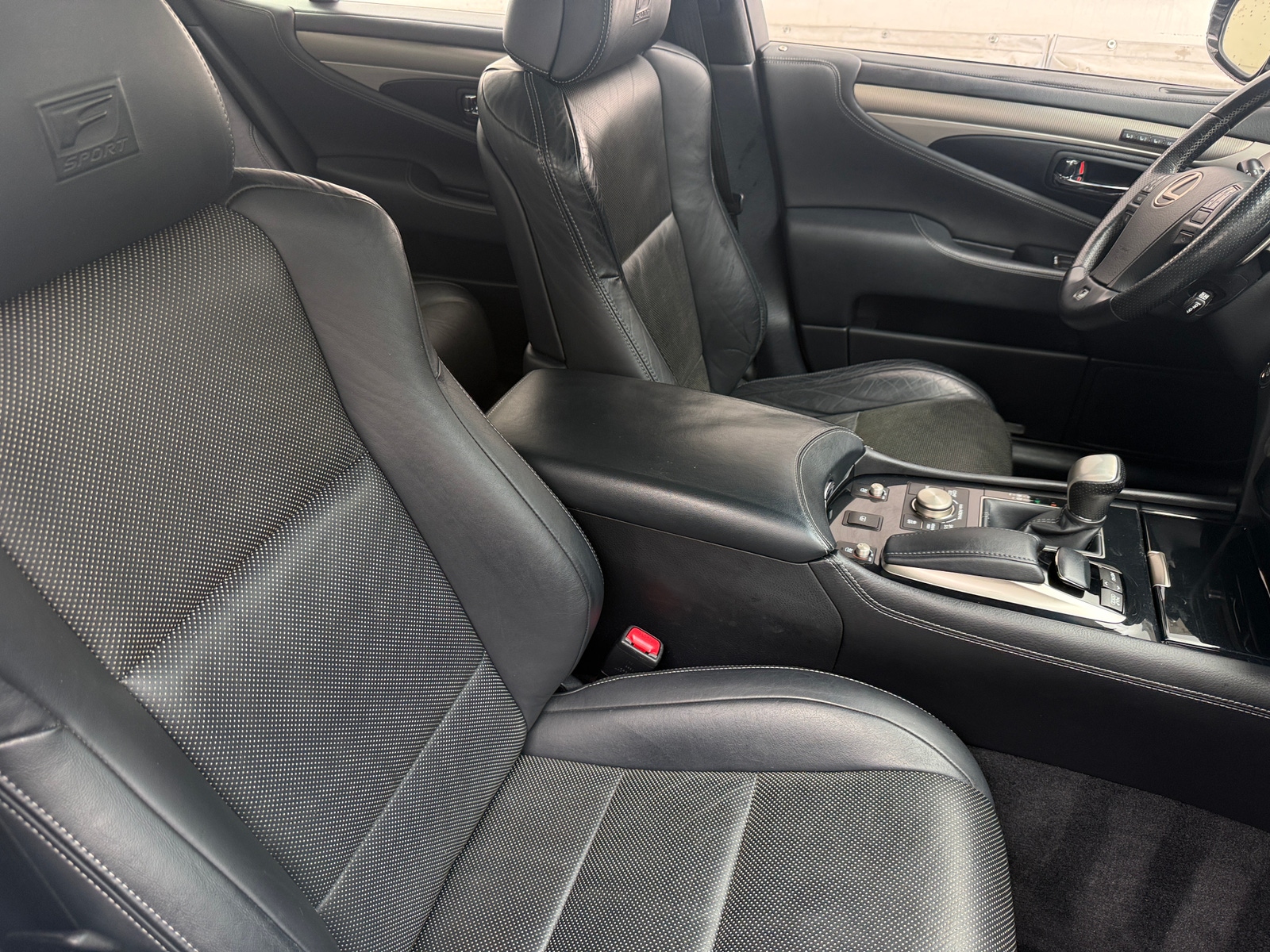 Thumbnail: 2014 Lexus LS - 2
