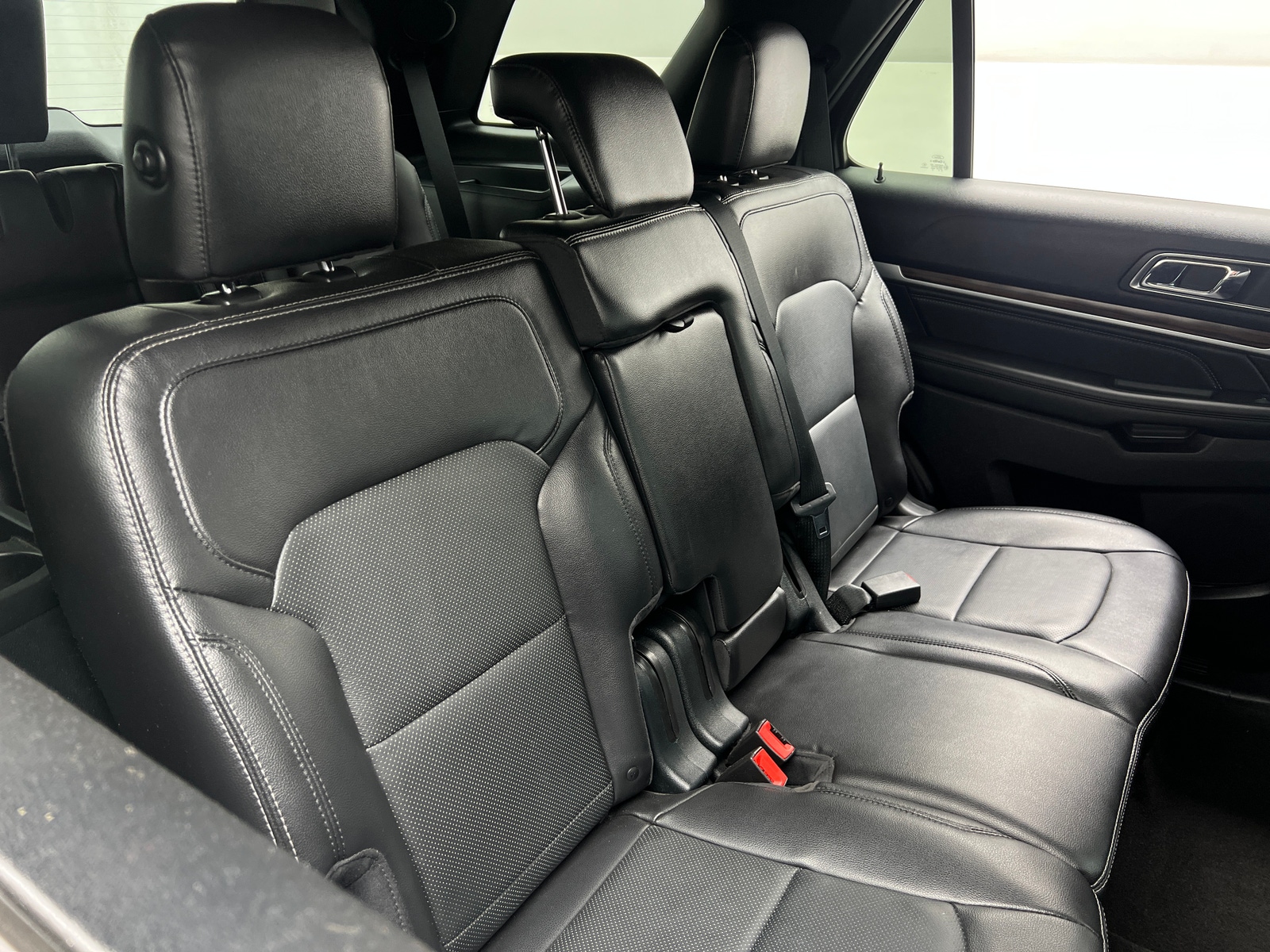 Thumbnail: 2019 Ford Explorer - 5
