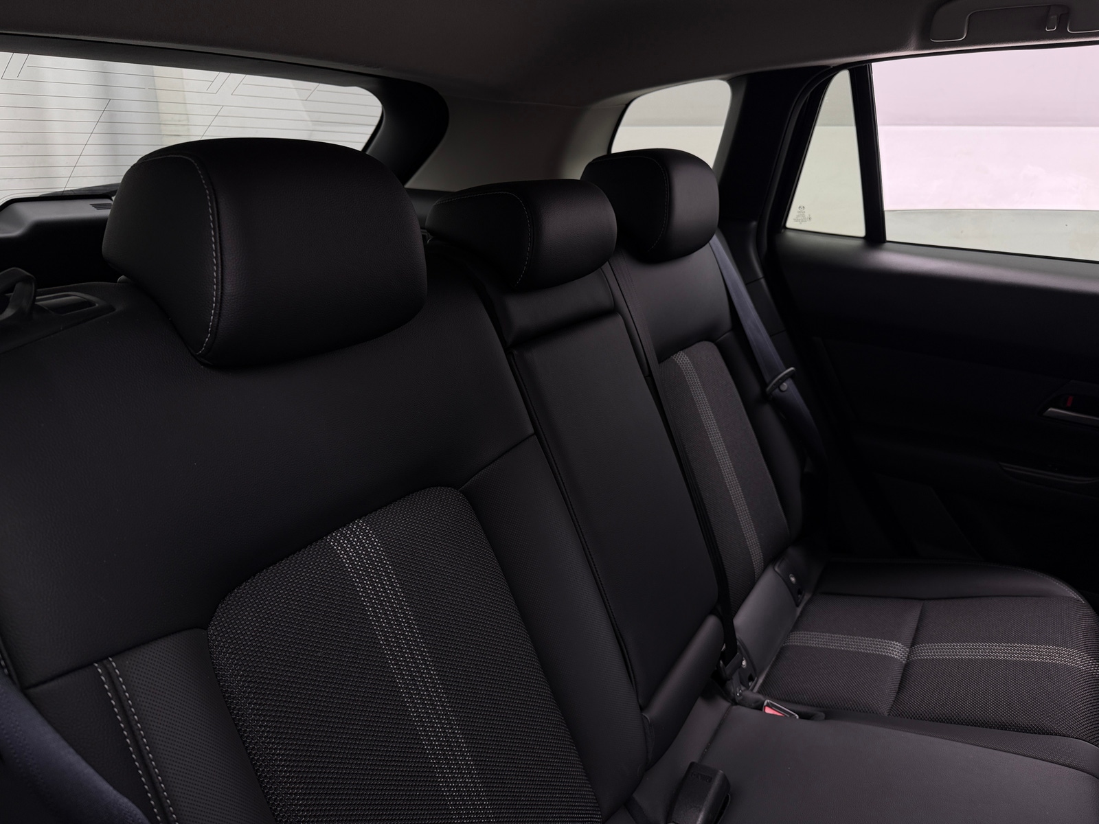 Thumbnail: 2023 Mazda CX-50 - 5
