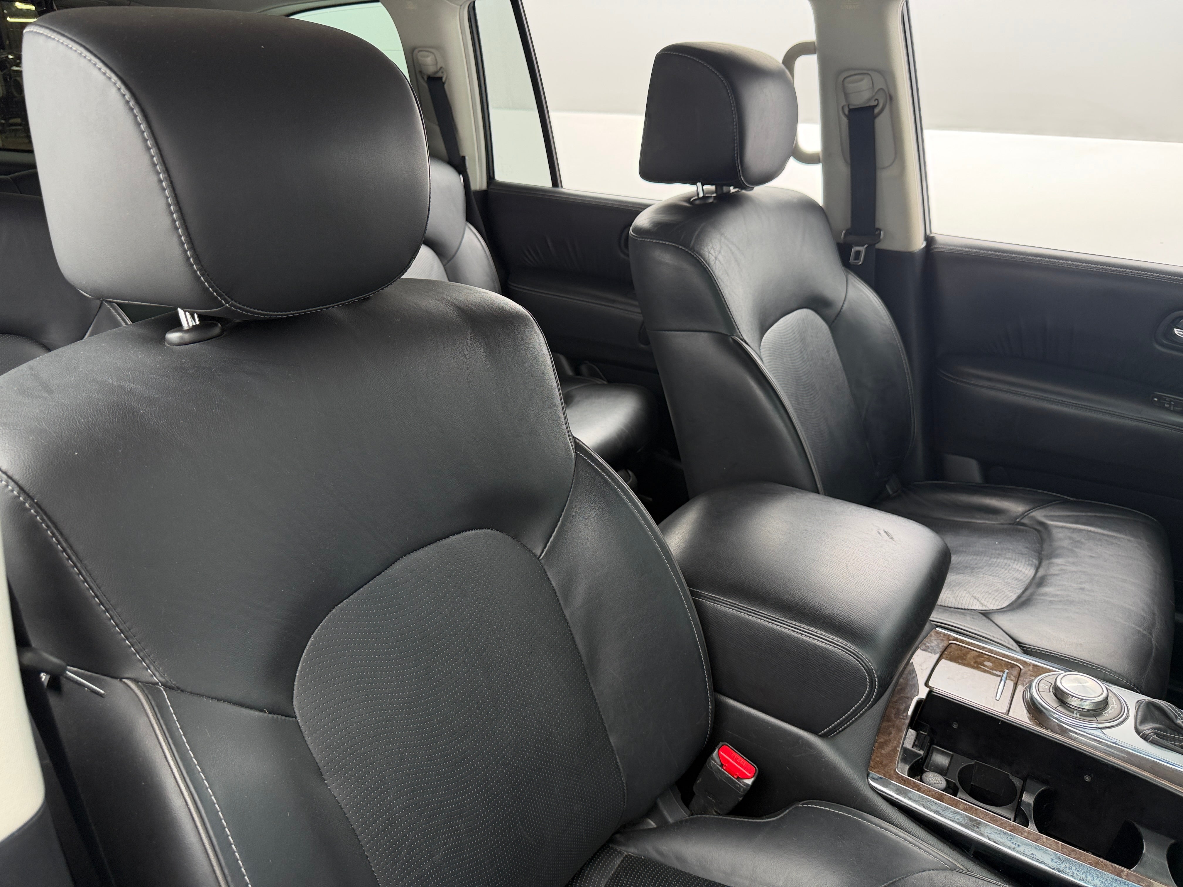 2017 INFINITI QX80