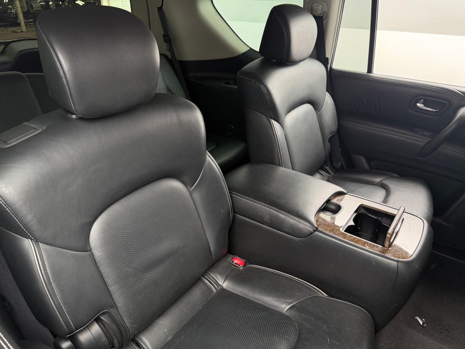 Thumbnail: 2017 INFINITI QX80 - 5