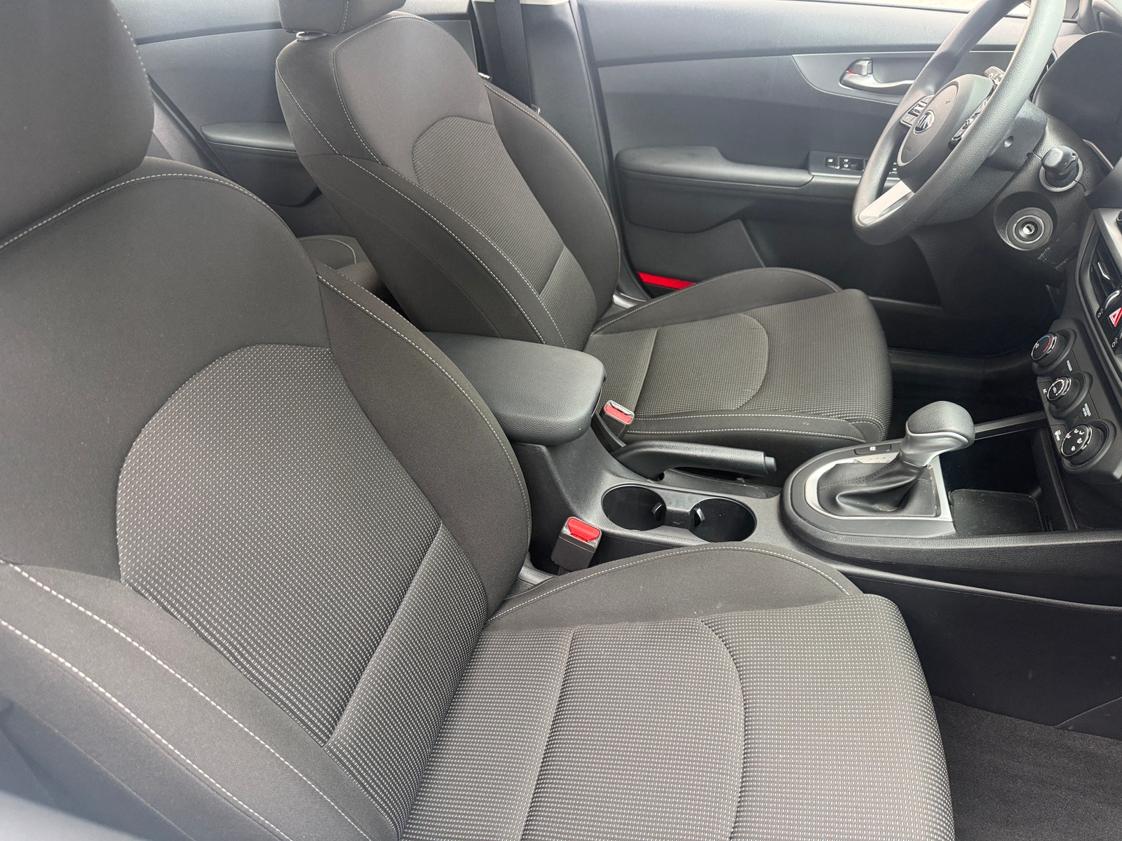 Thumbnail: 2021 Kia Forte - 2
