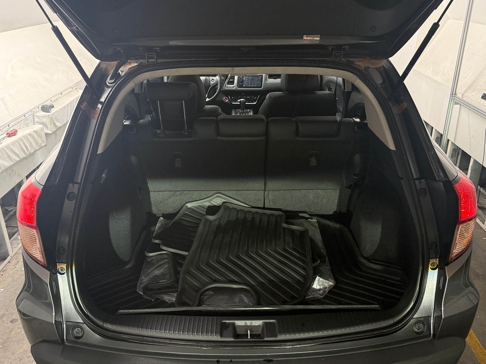 Thumbnail: 2016 Honda HR-V - 7