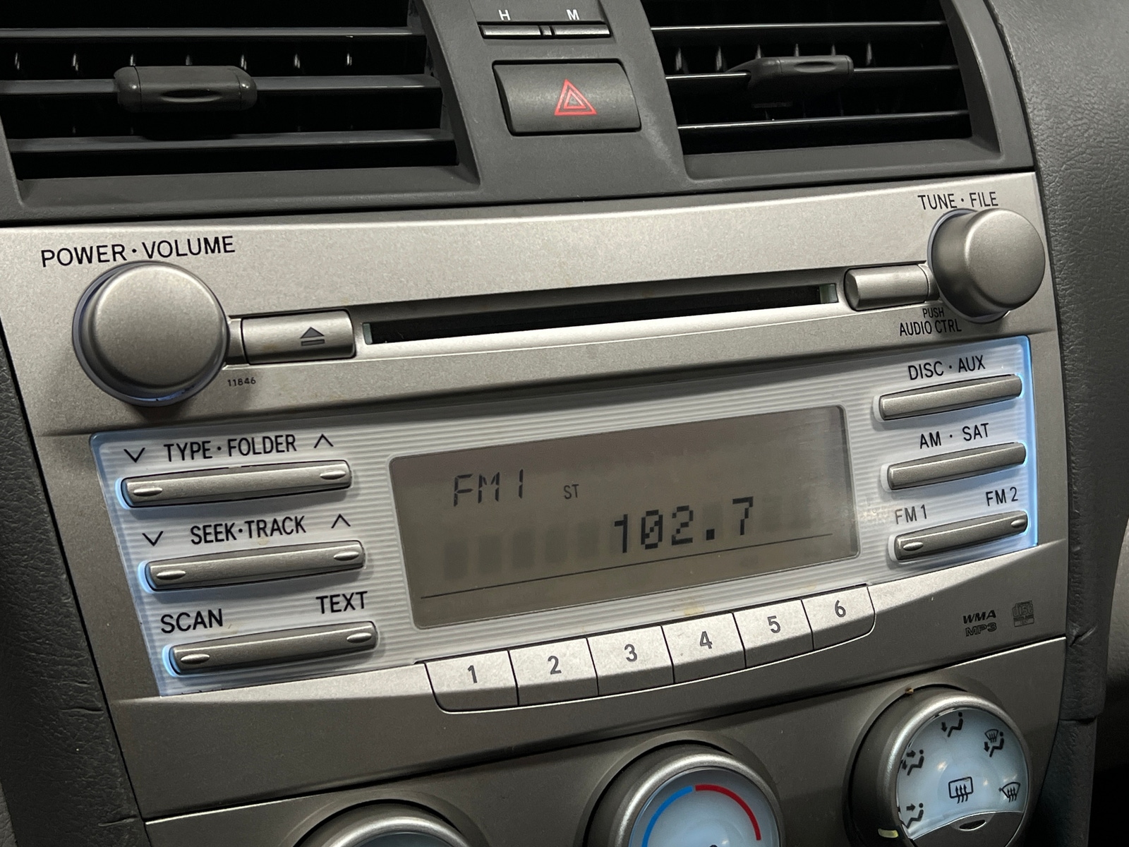 Thumbnail: 2010 Toyota Camry - 4