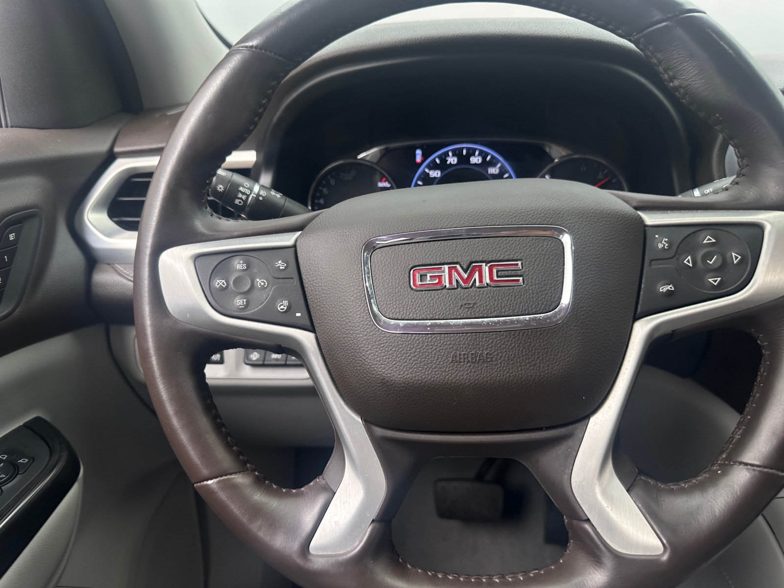 Thumbnail: 2022 GMC Acadia - 4