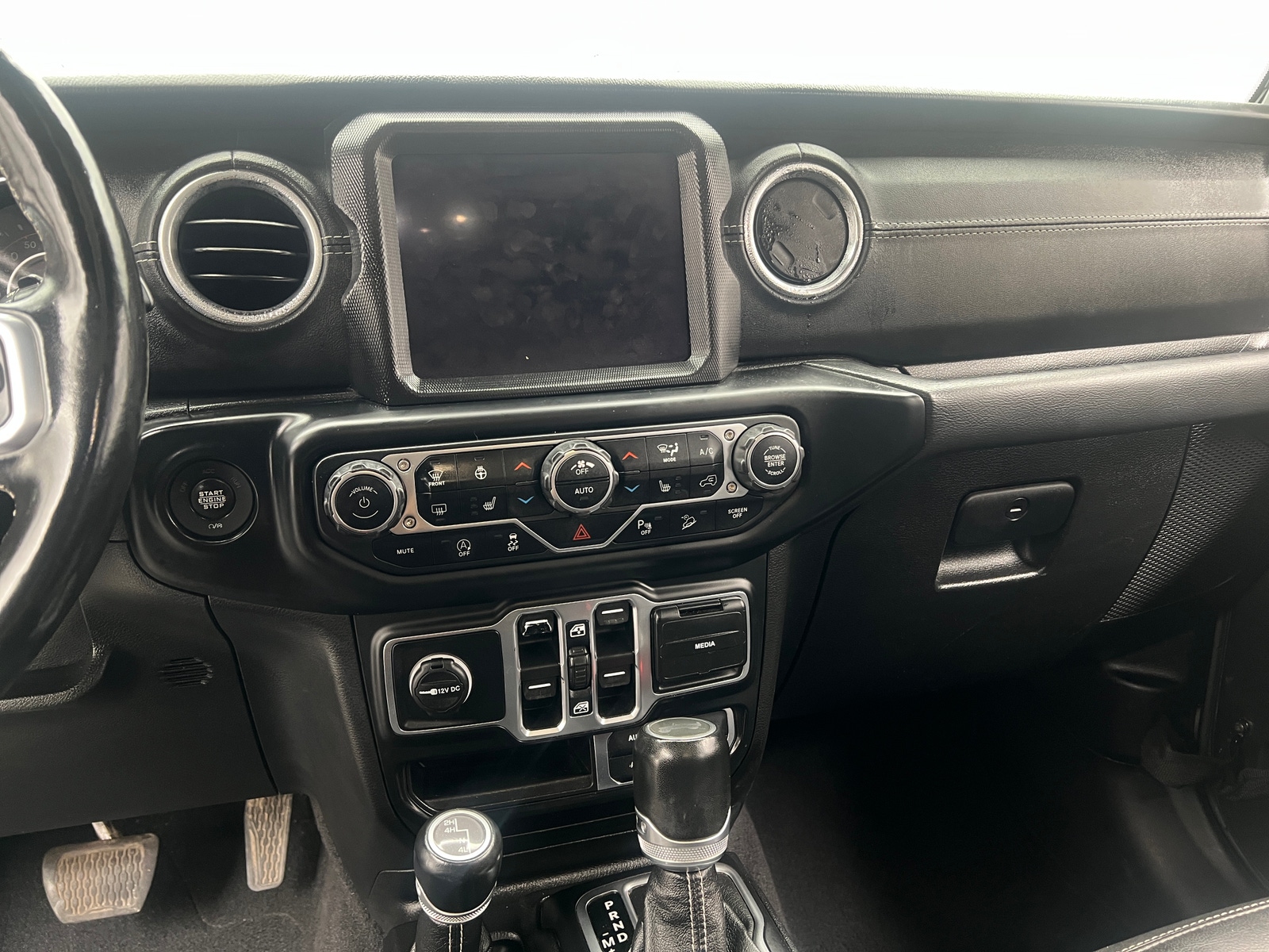 Thumbnail: 2021 Jeep Wrangler - 3