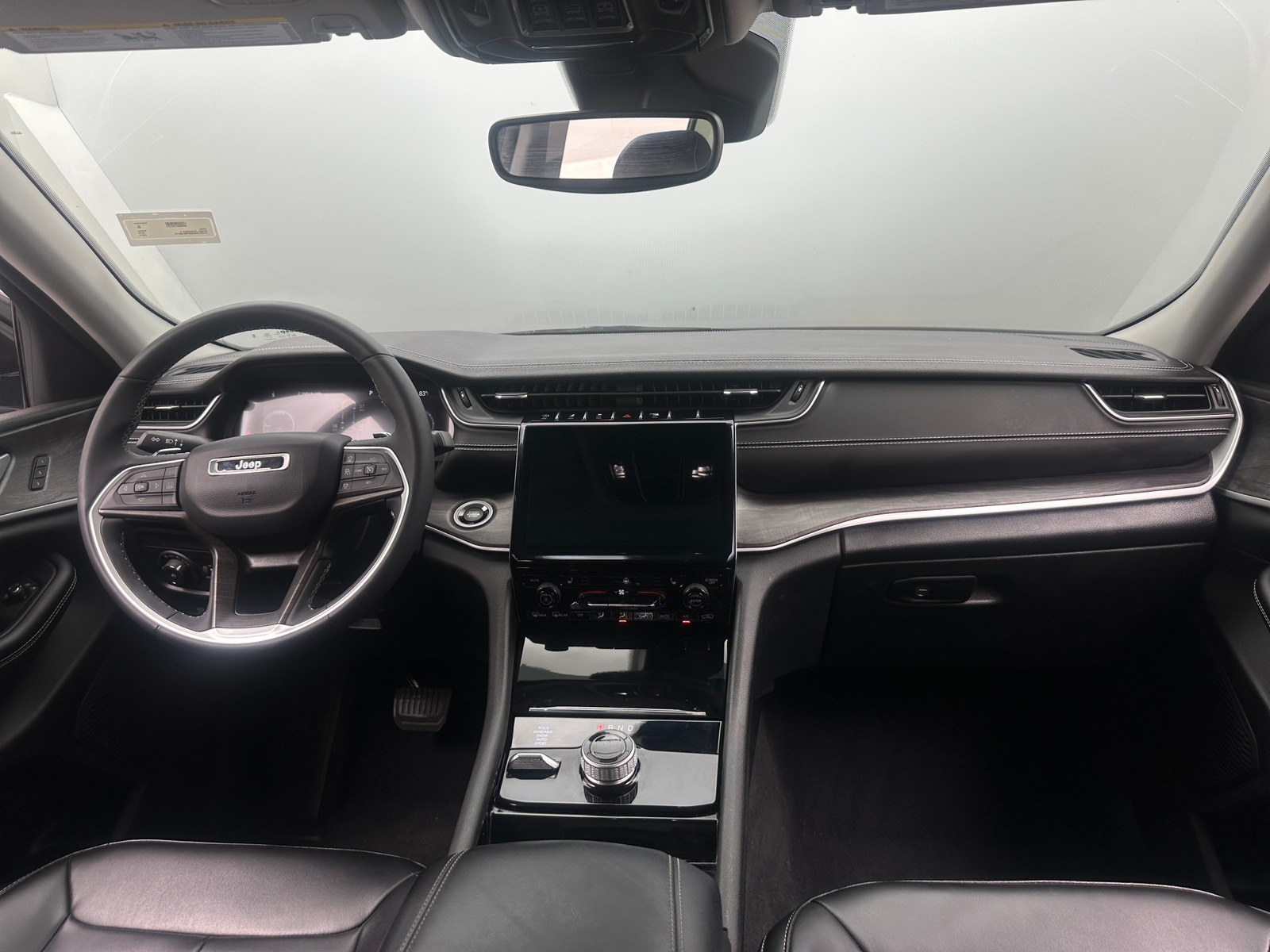 Thumbnail: 2023 Jeep Grand Cherokee L - 2