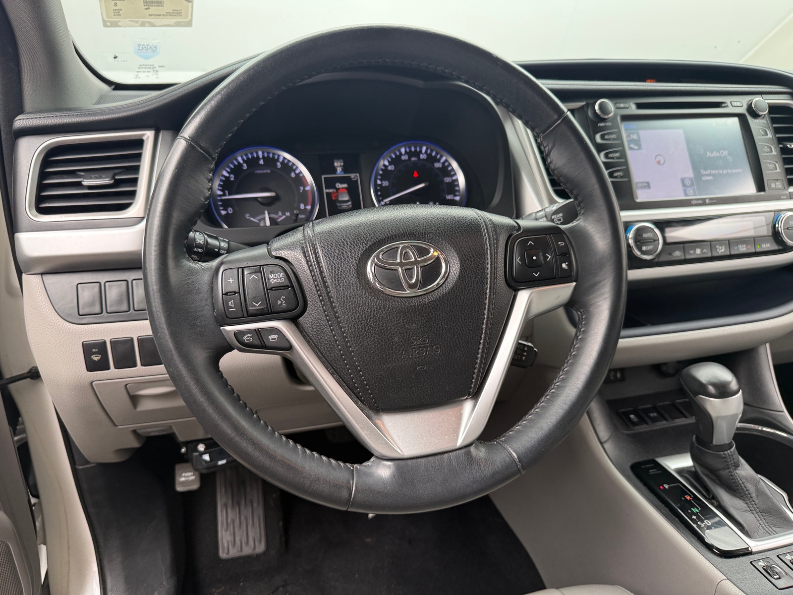 Thumbnail: 2015 Toyota Highlander - 5