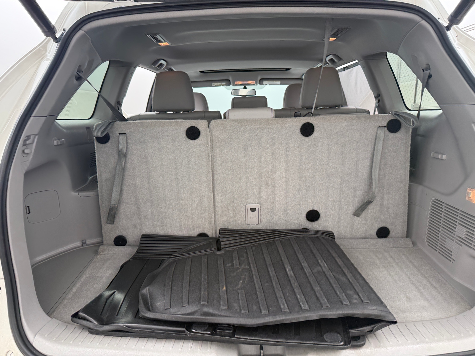 Thumbnail: 2015 Toyota Highlander - 7