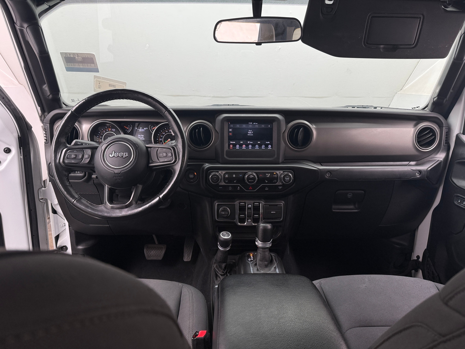 Thumbnail: 2022 Jeep Gladiator - 3