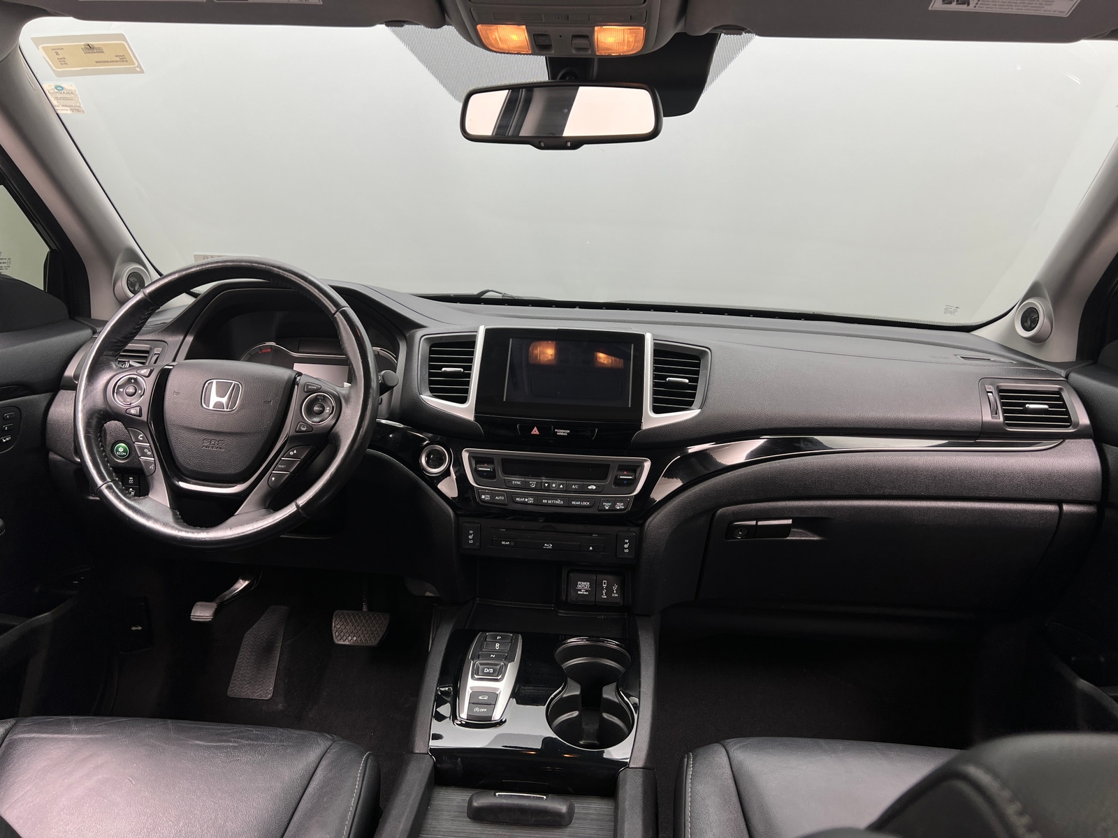 Thumbnail: 2018 Honda Pilot - 3