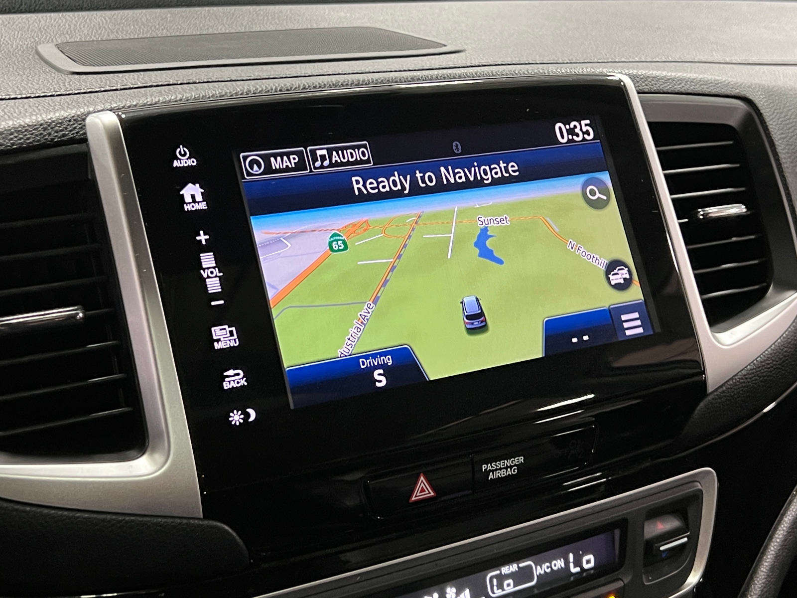 Thumbnail: 2018 Honda Pilot - 4