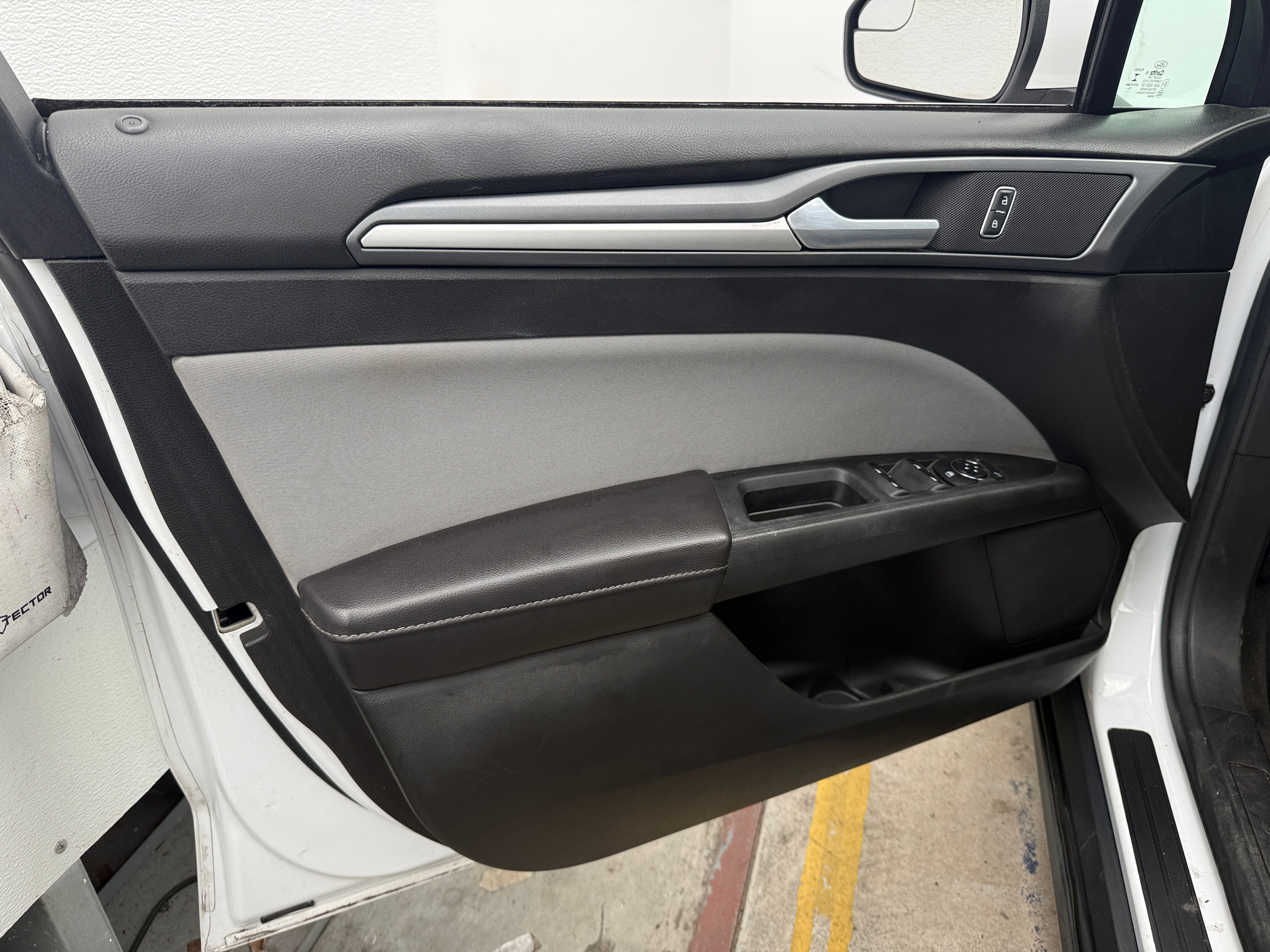 Used 2014 Ford Fusion S Hybrid with VIN 3FA6P0UU2ER274865 for sale in Pewaukee, WI