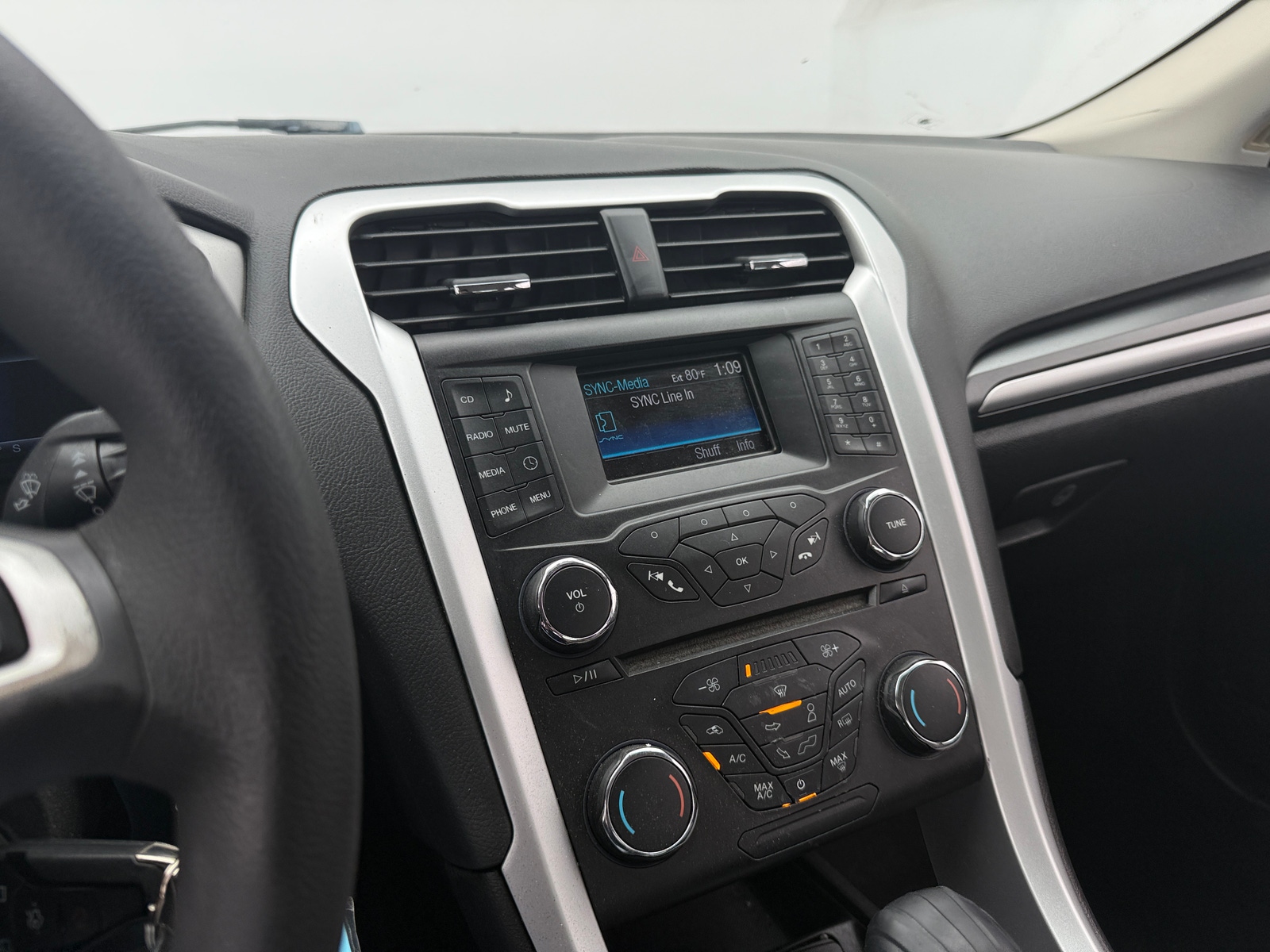 Thumbnail: 2014 Ford Fusion - 4