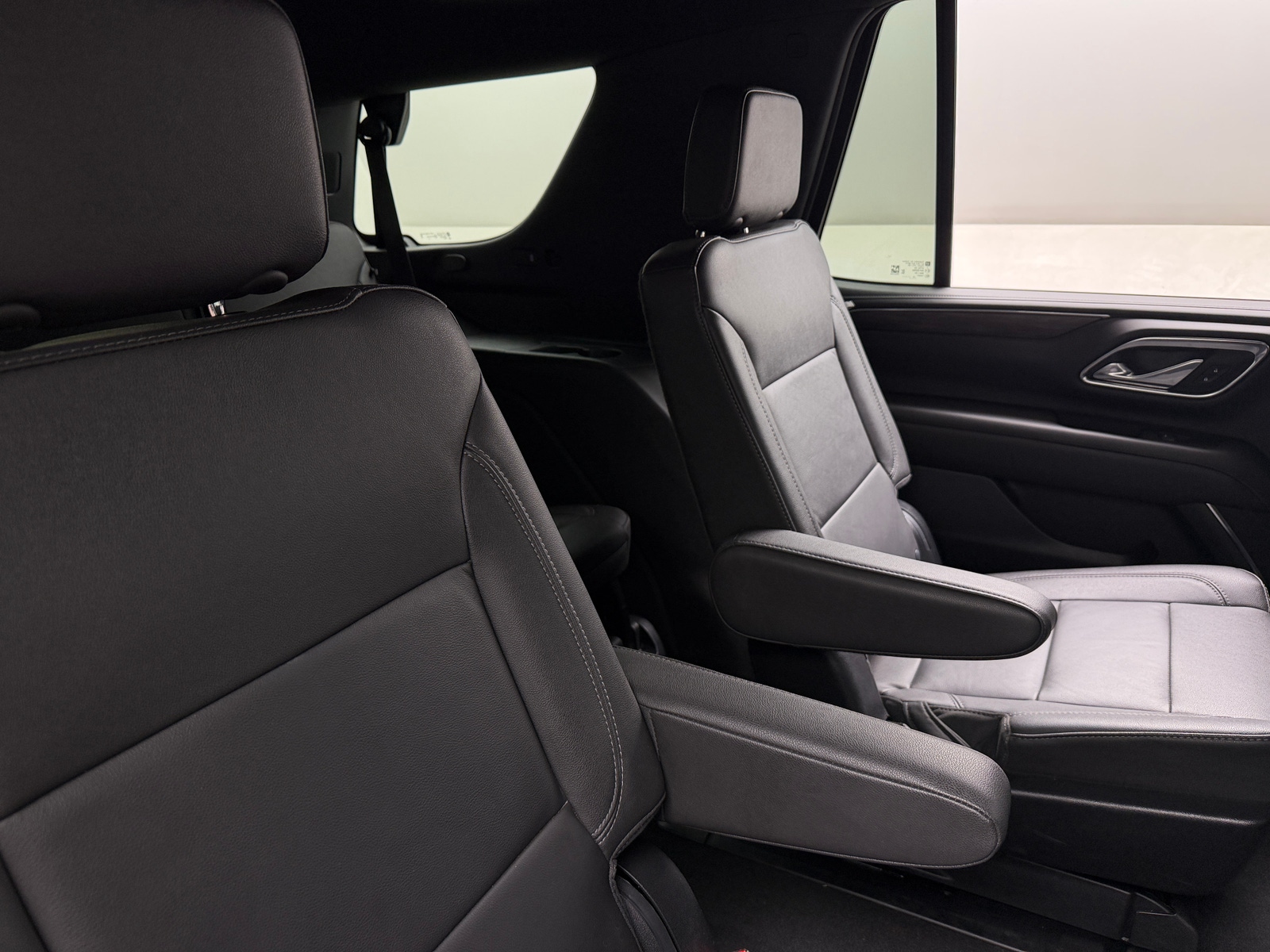 Thumbnail: 2024 Chevrolet Tahoe - 5