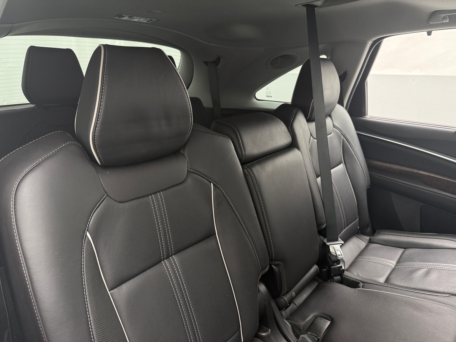 Thumbnail: 2020 Acura MDX - 5